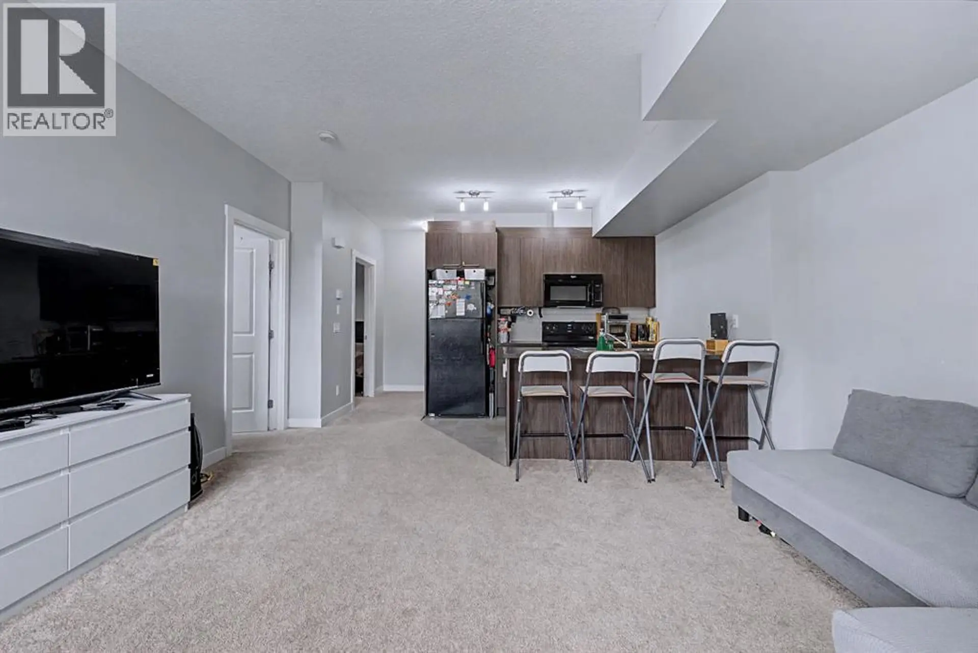 #234 300 Marina Drive - Image 8