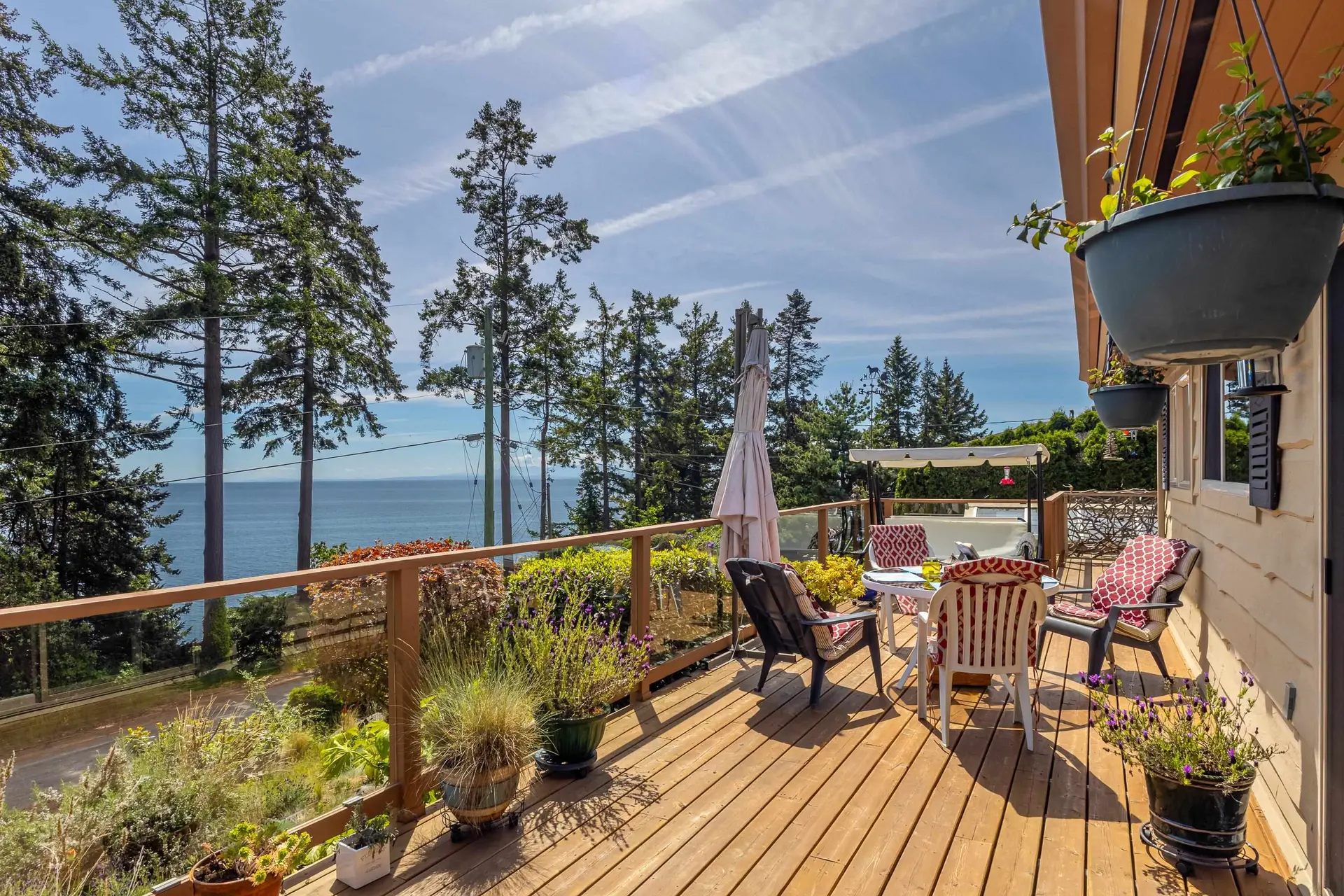 Property at 7065 Dale Road, Sechelt, BC