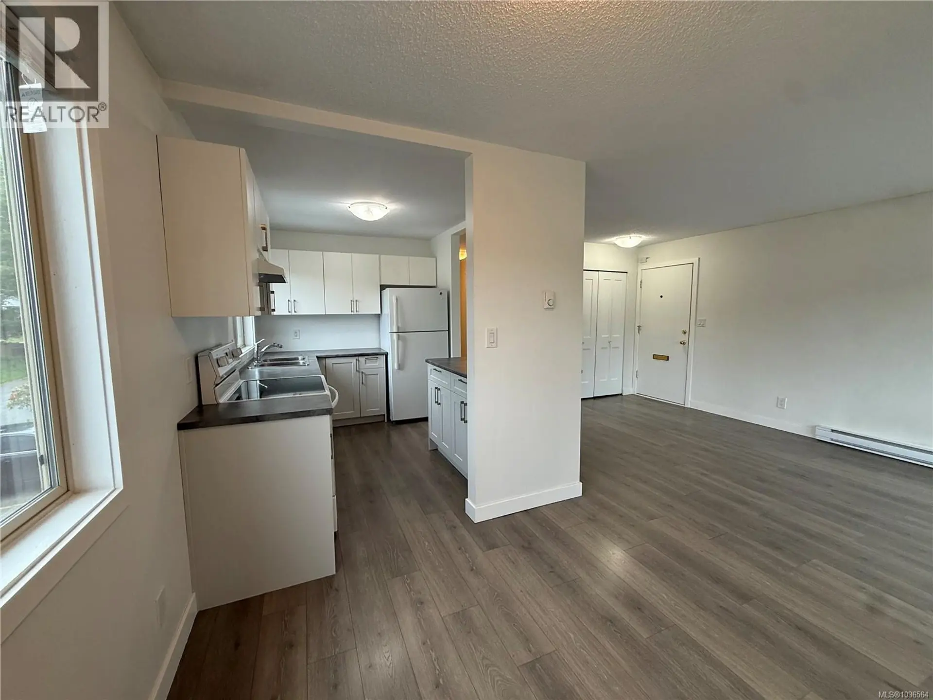#5 7077 Highland Dr - Image 4