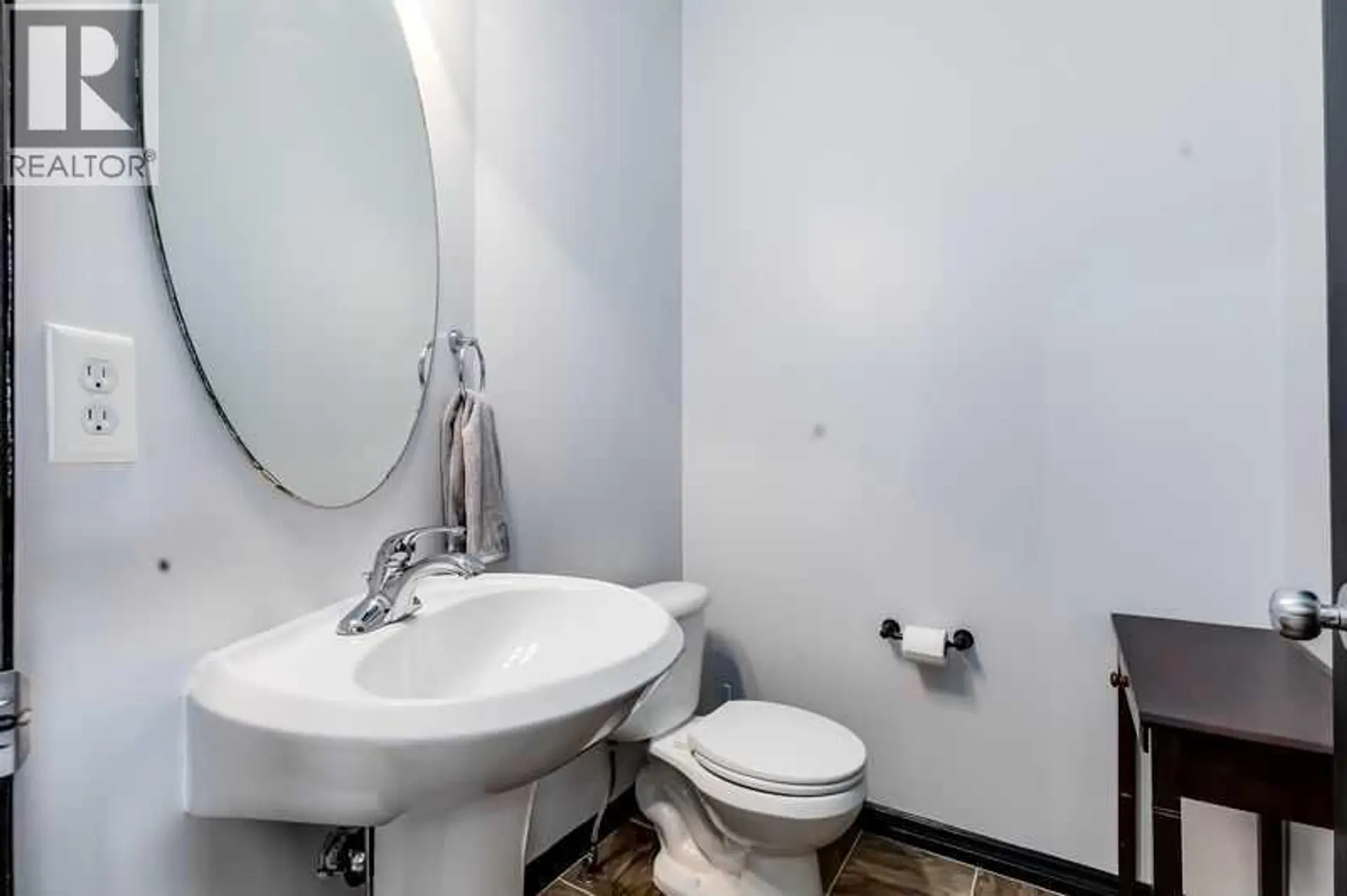 #1001 703 Luxstone Square SE - Image 9