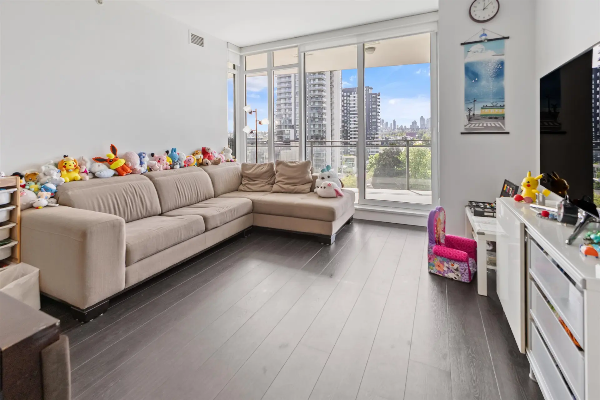 #607 2085 Skyline Court - Image 5