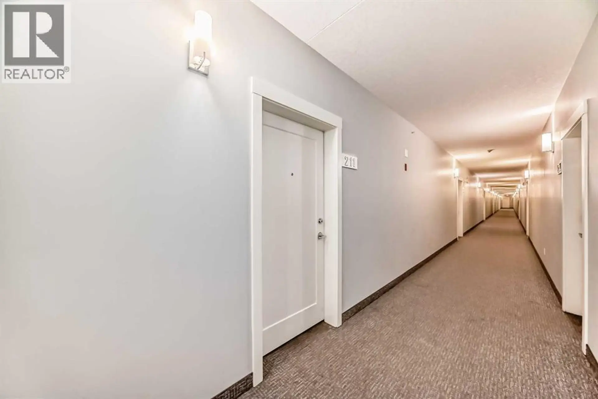 #211 10 Walgrove Walk SE - Image 3