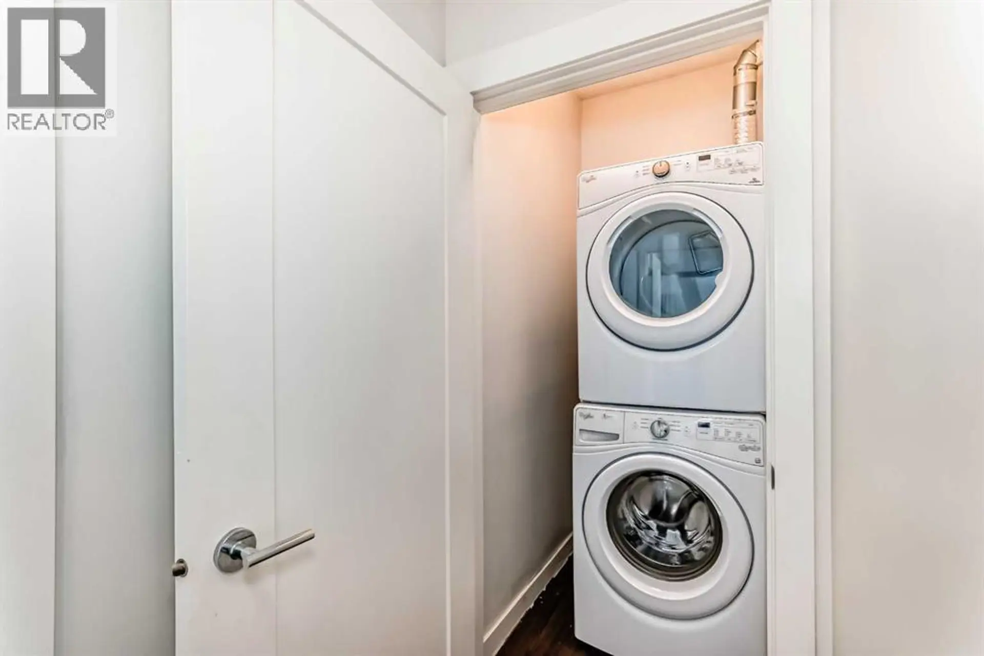 #211 10 Walgrove Walk SE - Image 15