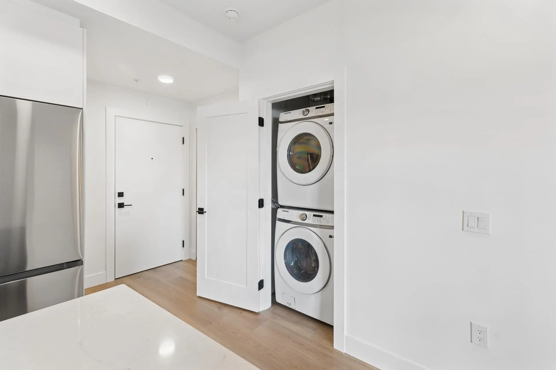 #101 20286 72b Avenue - Image 6