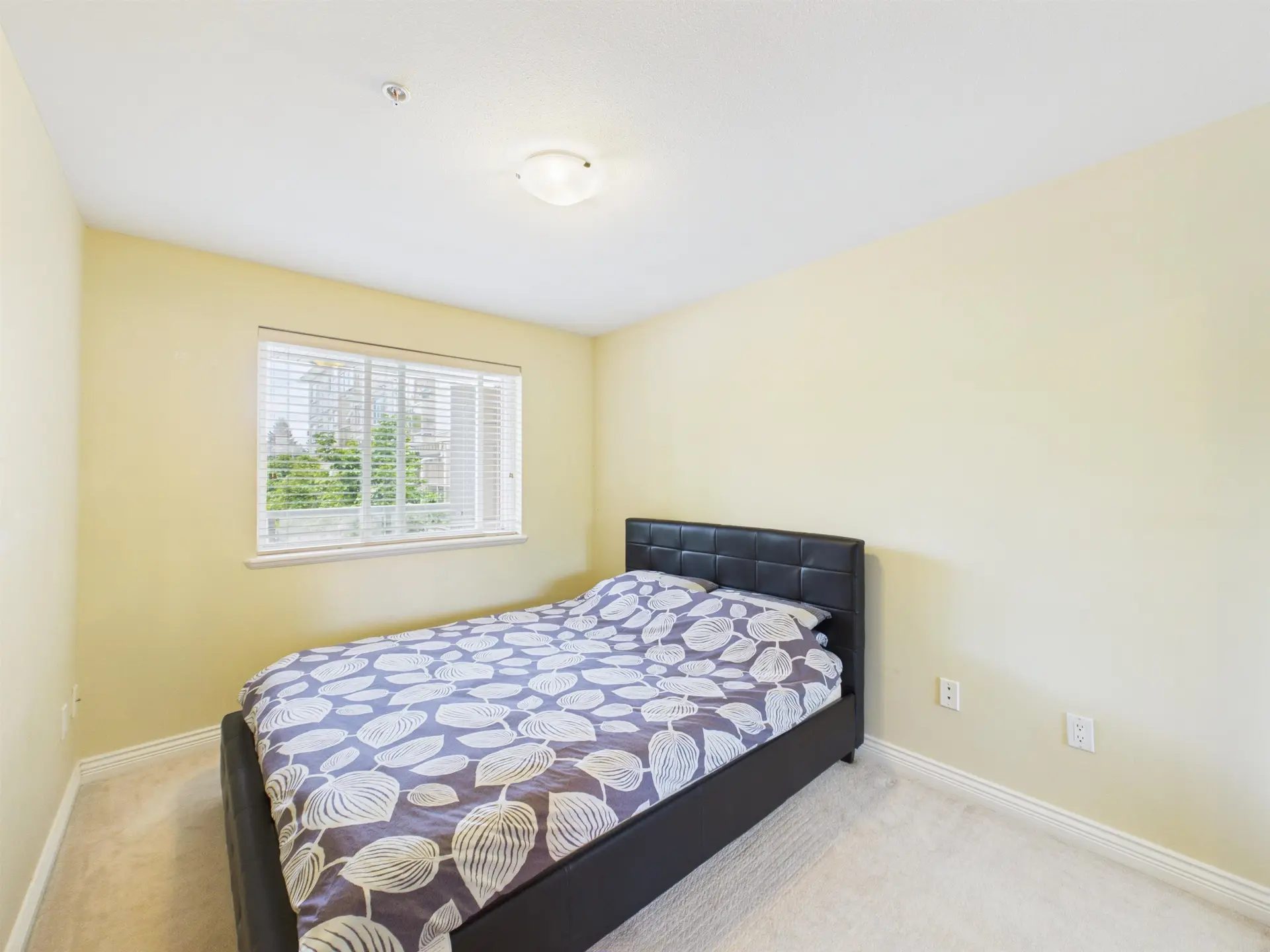 #202 10289 133 Street - Image 15