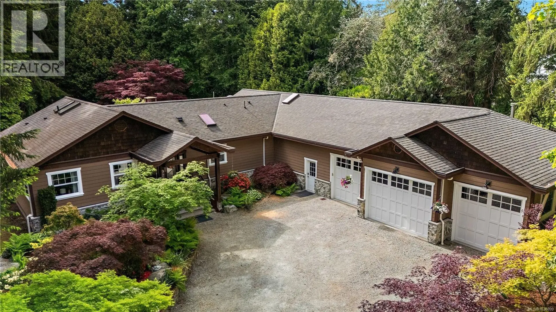 Property at 9228 Jura Rd, North Saanich, BC