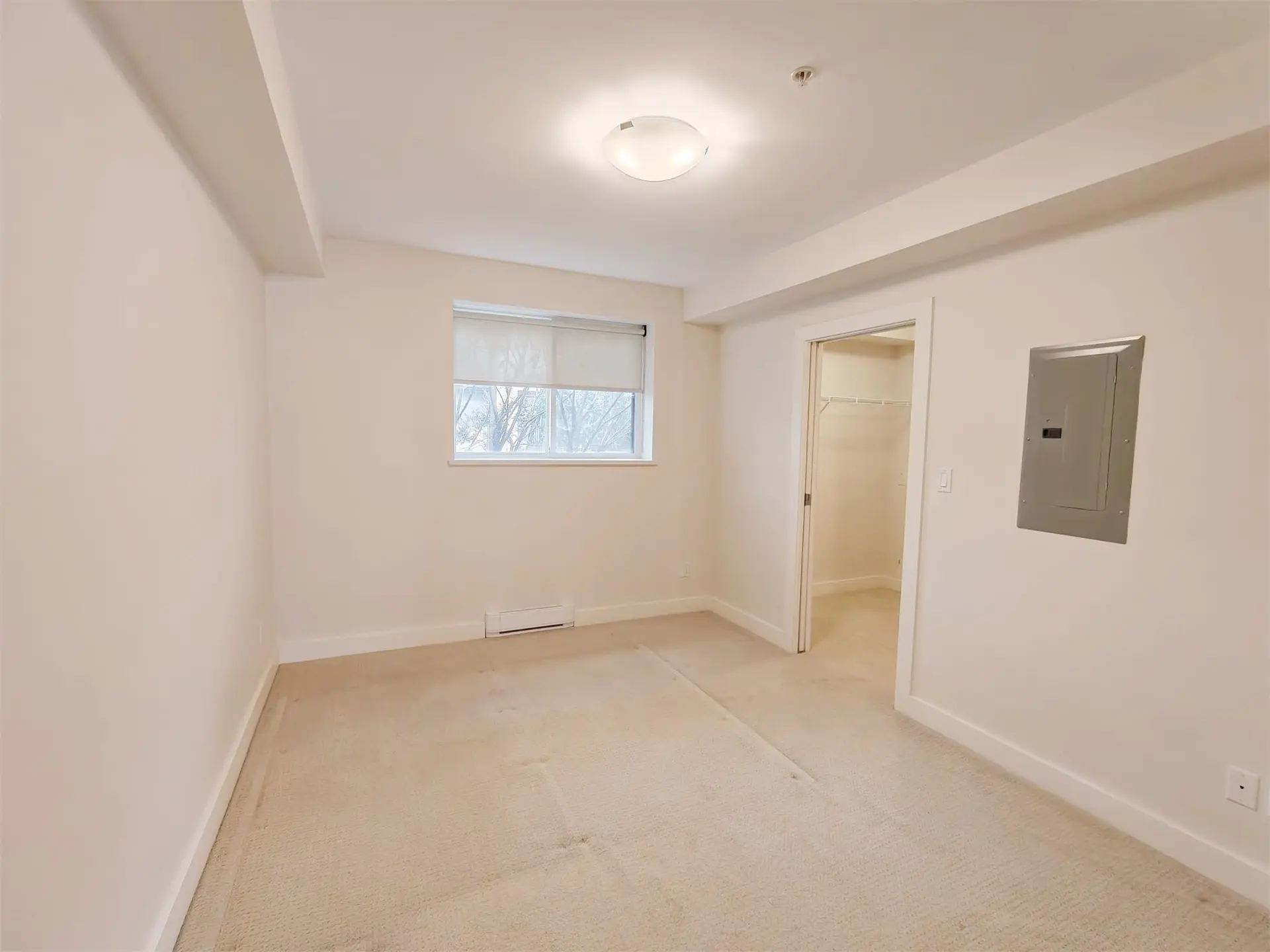 403 E 16th Avenue - Image 11