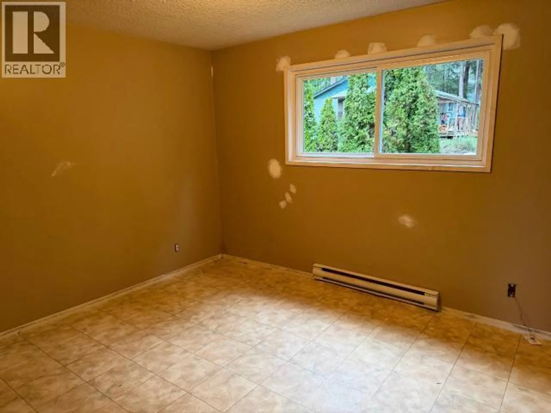 11071 NEAVE ROAD - Image 11