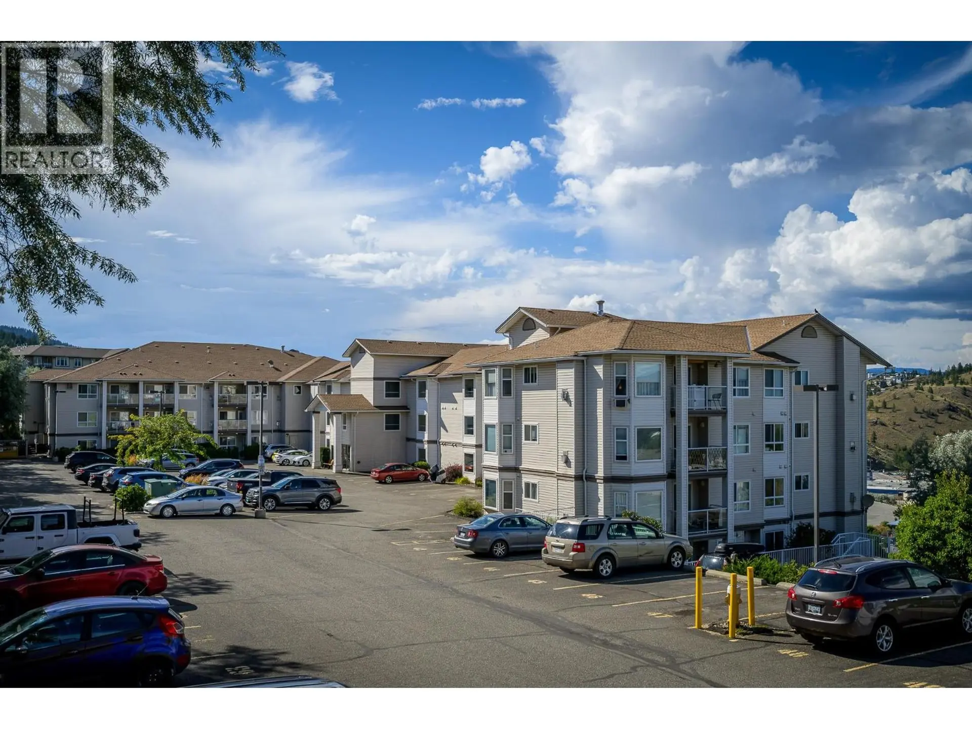 #411 1120 HUGH ALLAN Drive - Image 1
