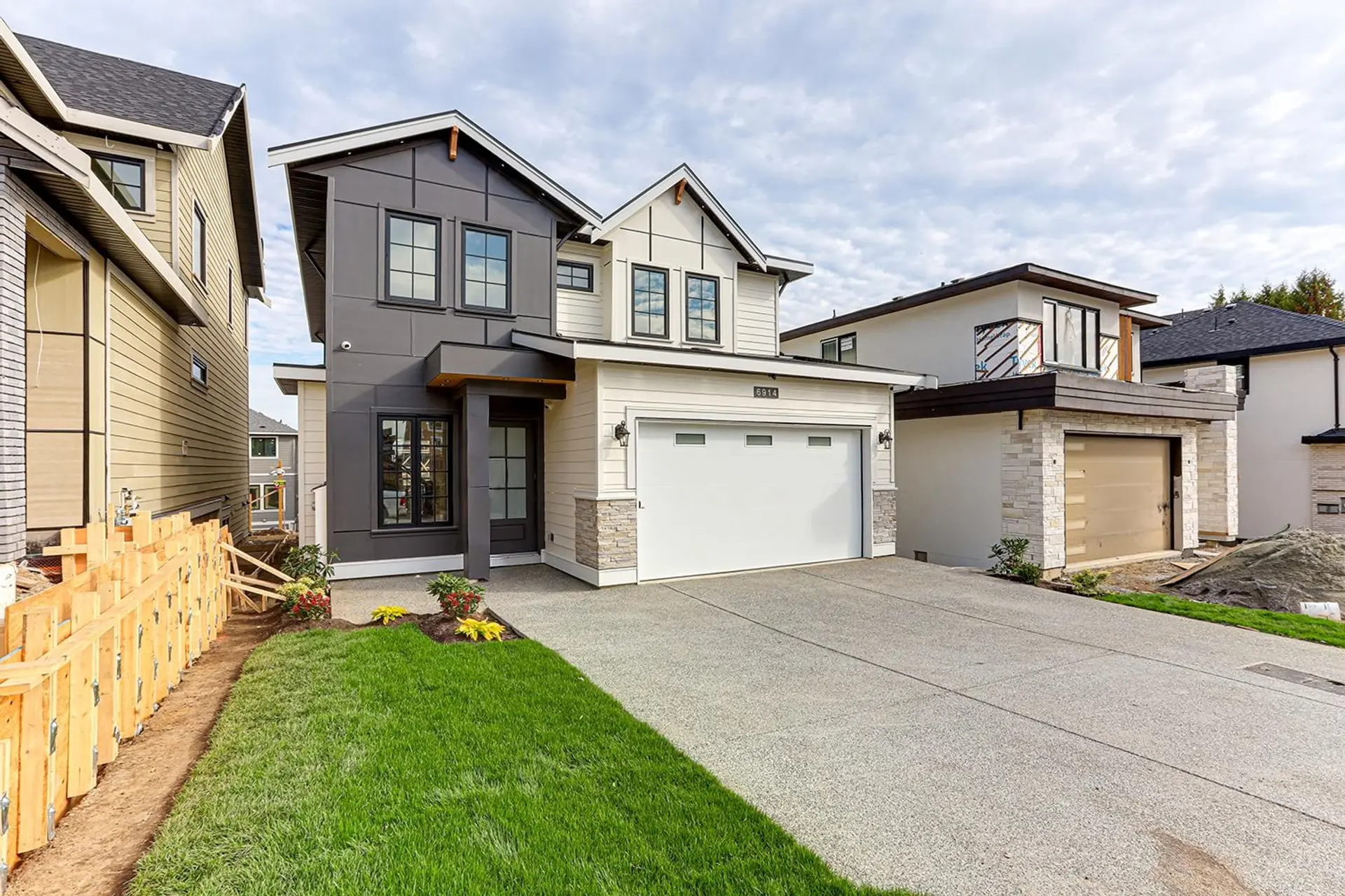 Property at 6914 204a Street, Langley, BC