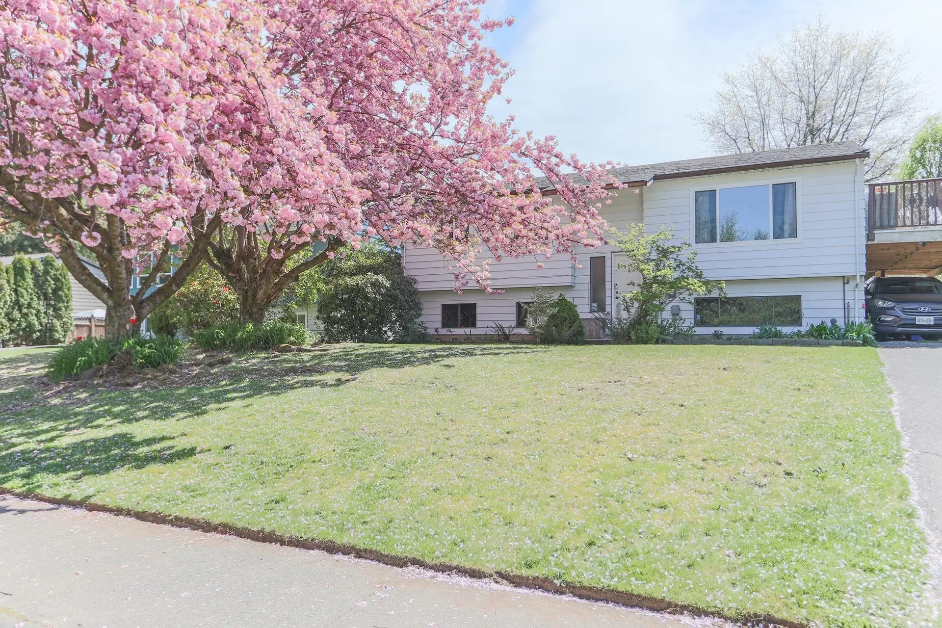 Property at 26728 33 Avenue, Langley, BC