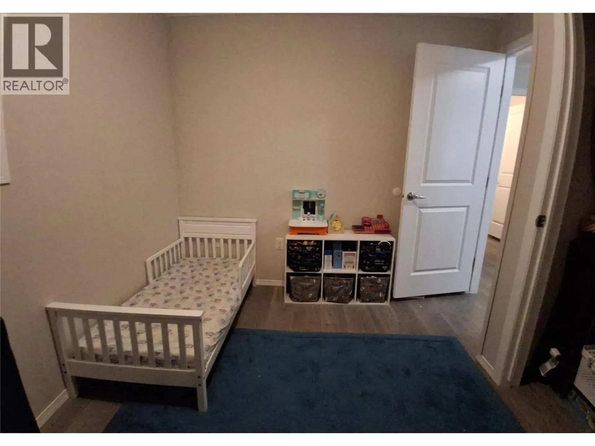 #10 235 Aylmer Road - Image 12
