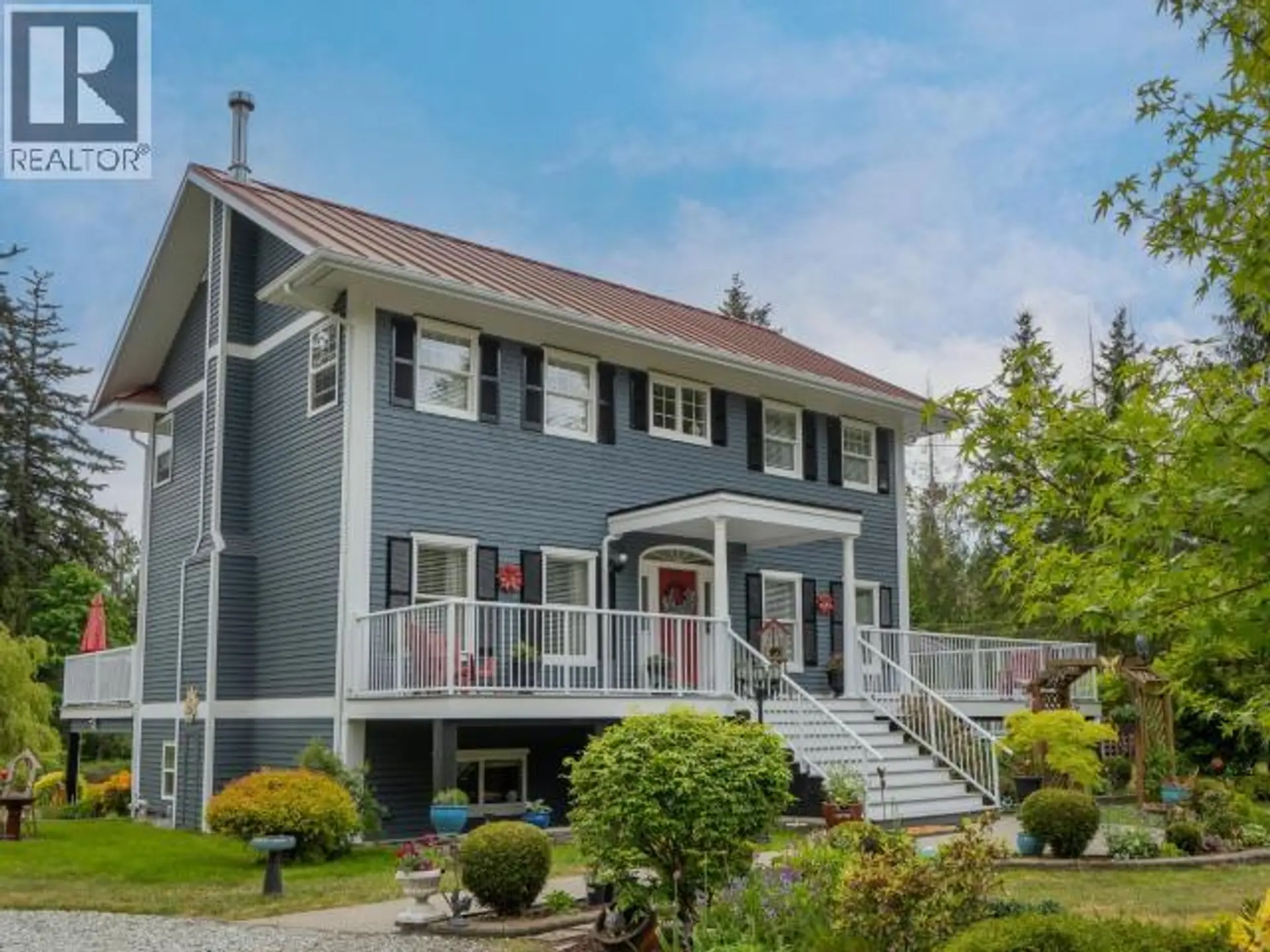 Property at 10067 HIGHWAY 101, Powell River, BC