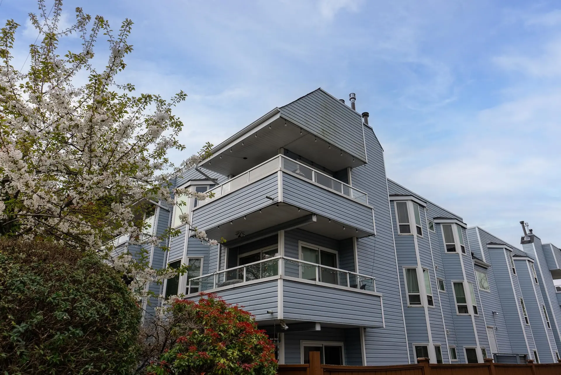 #303 2615 Lonsdale Avenue - Image 19