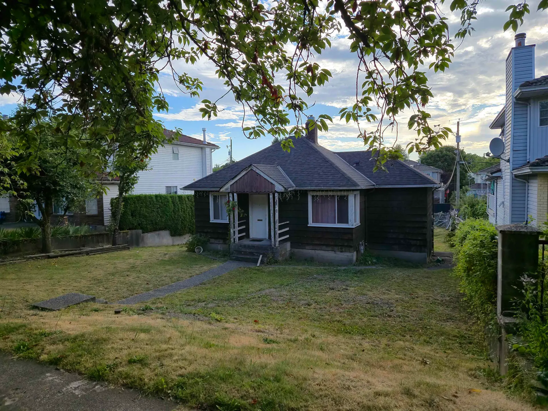 6029 Dumfries Street - Image 3