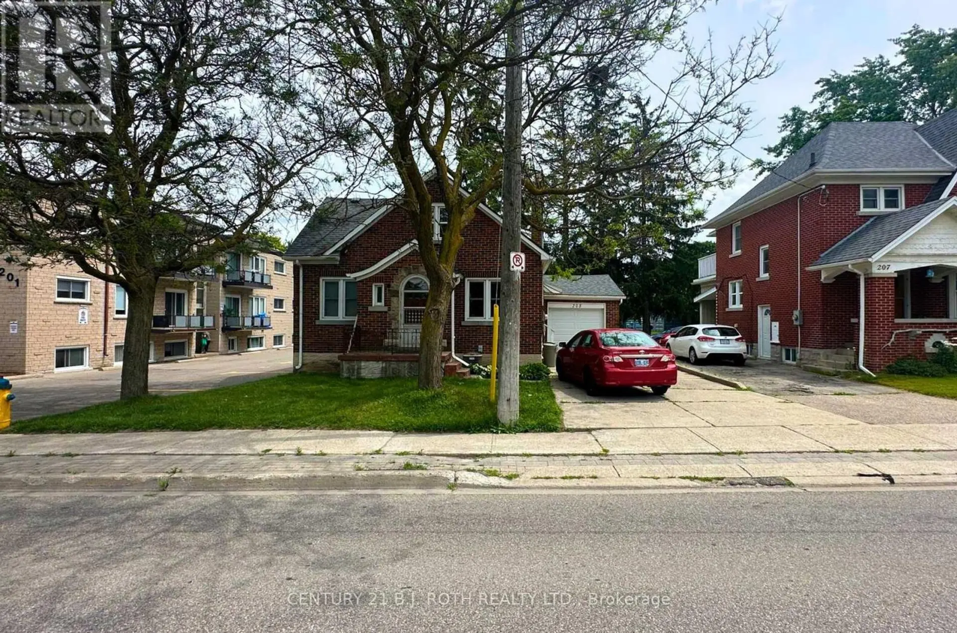 205-209 ERB STREET W - Image 7