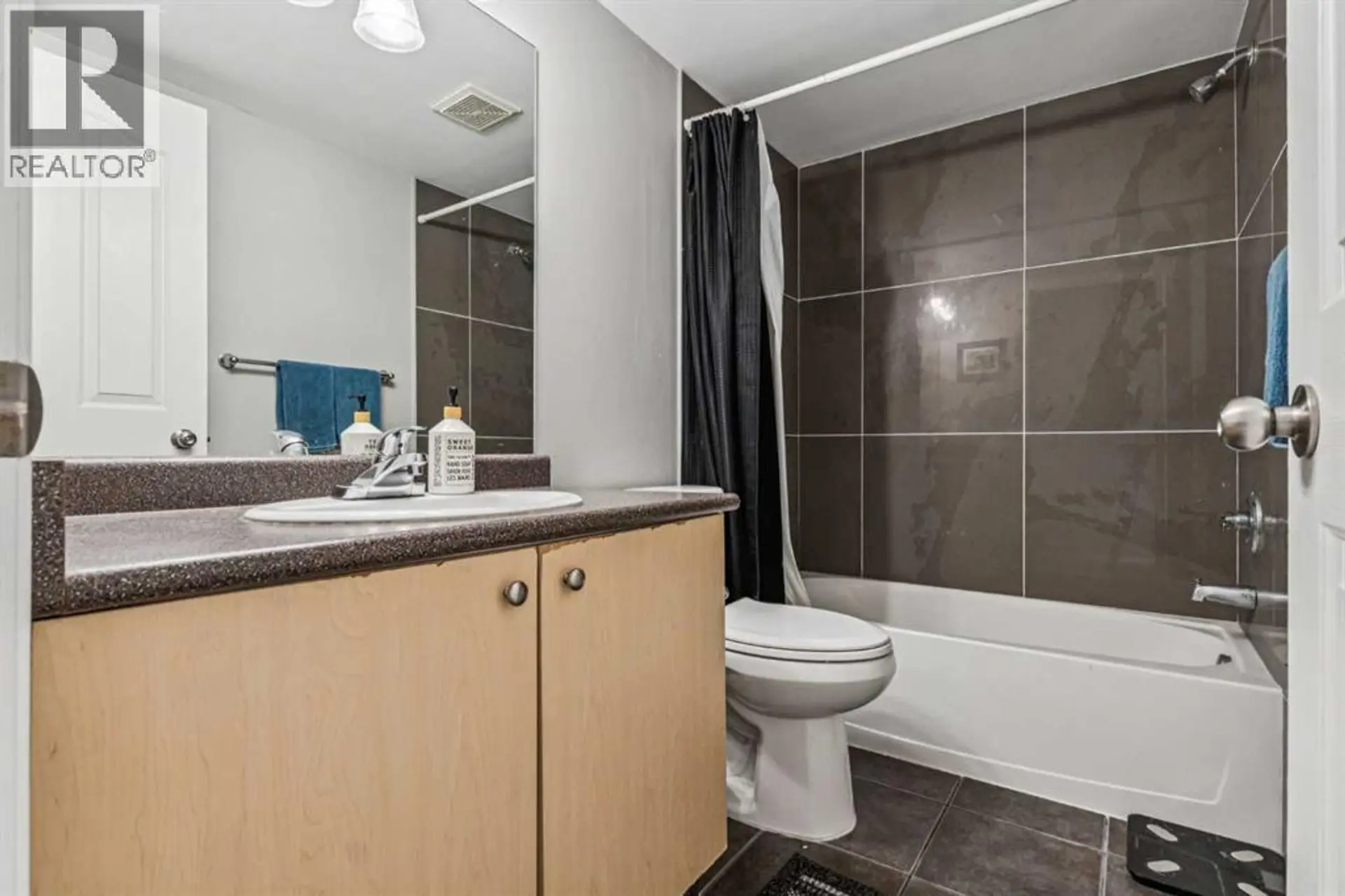 #2211 2371 Eversyde Avenue SW - Image 13