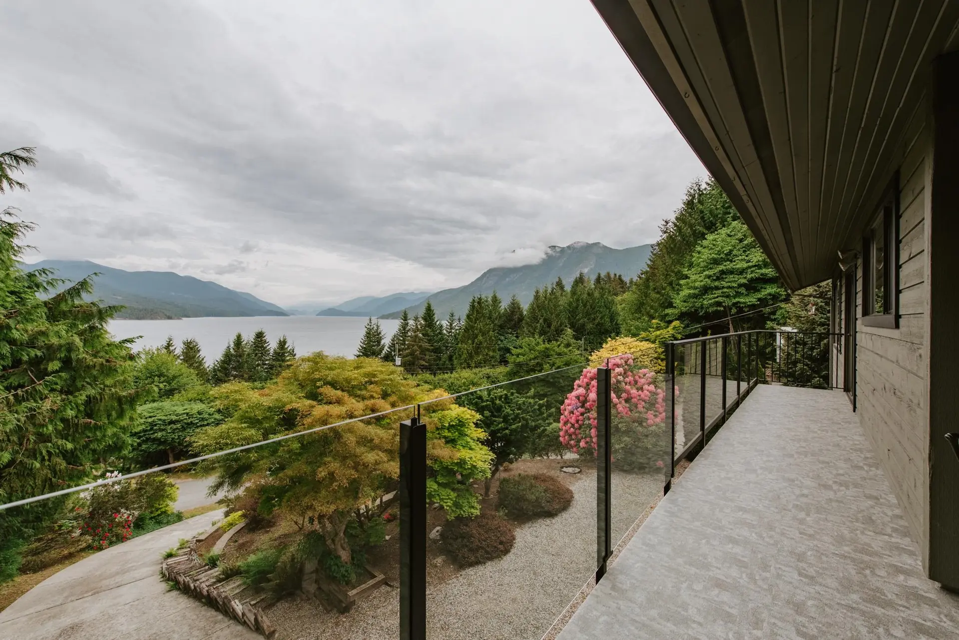Property at 6950 Porpoise Drive, Sechelt, BC