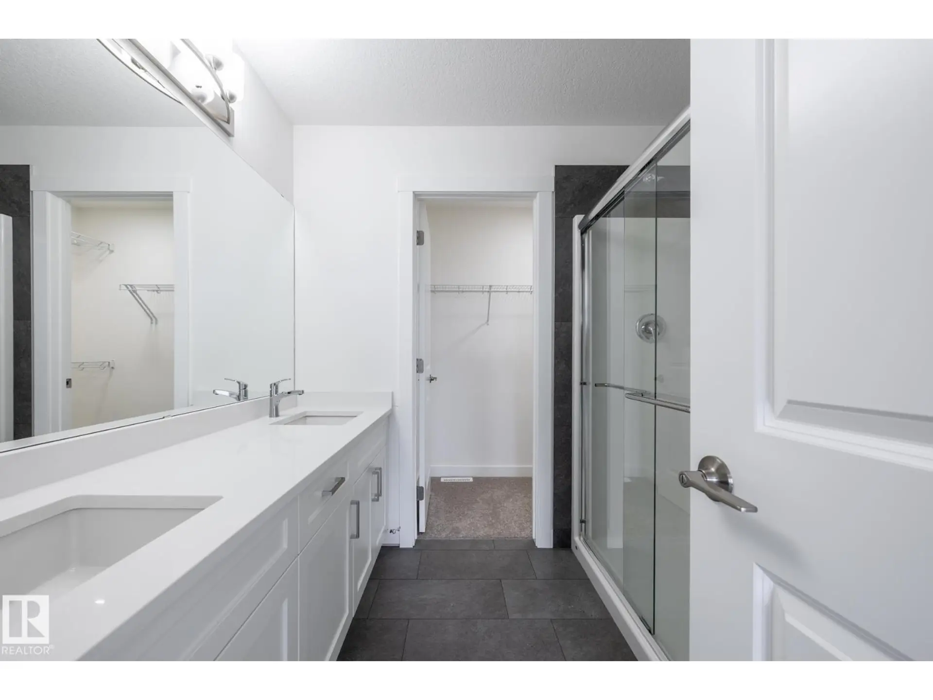 15643 2 ST NE - Image 12