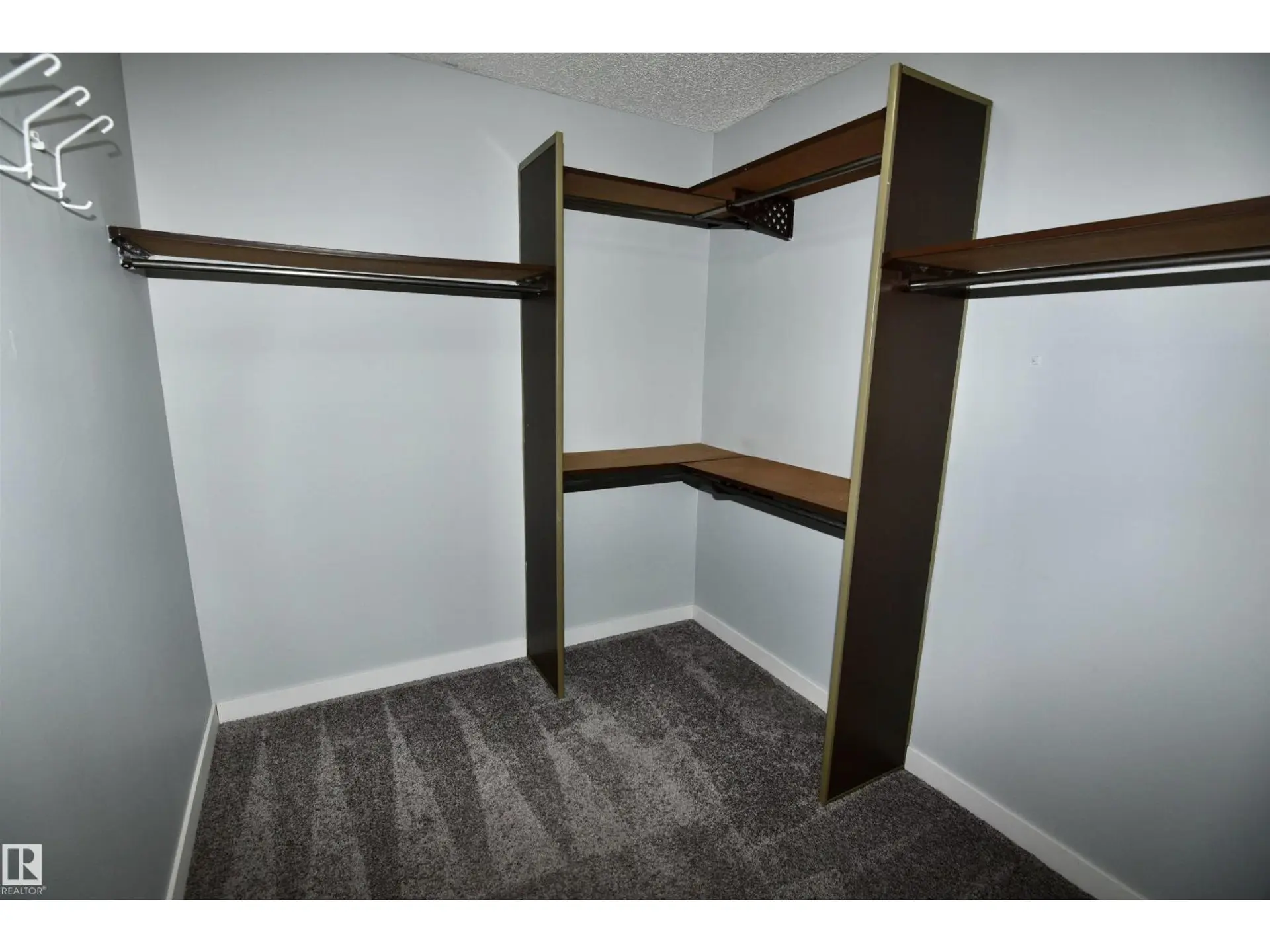 #21 10160 119 ST NW NW - Image 9