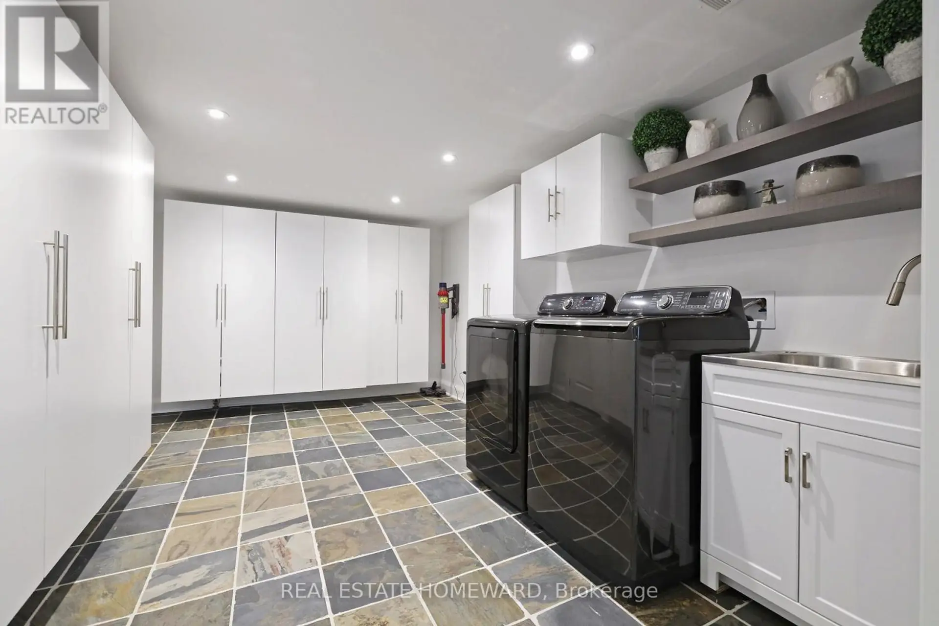 49 GREENFIELD DRIVE - Image 12