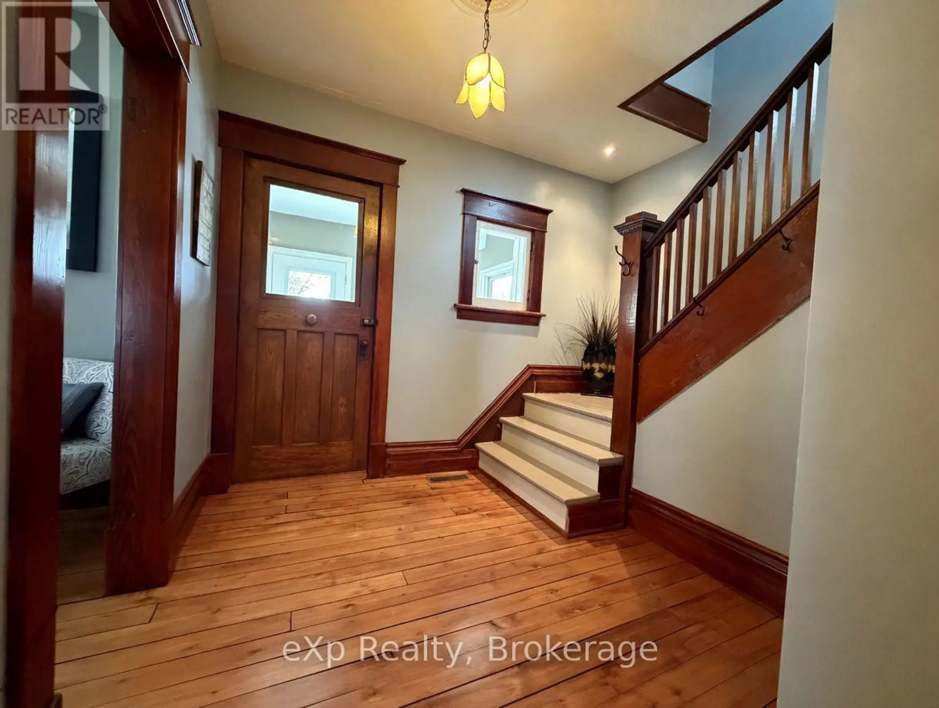 625 GIBSON STREET - Image 3