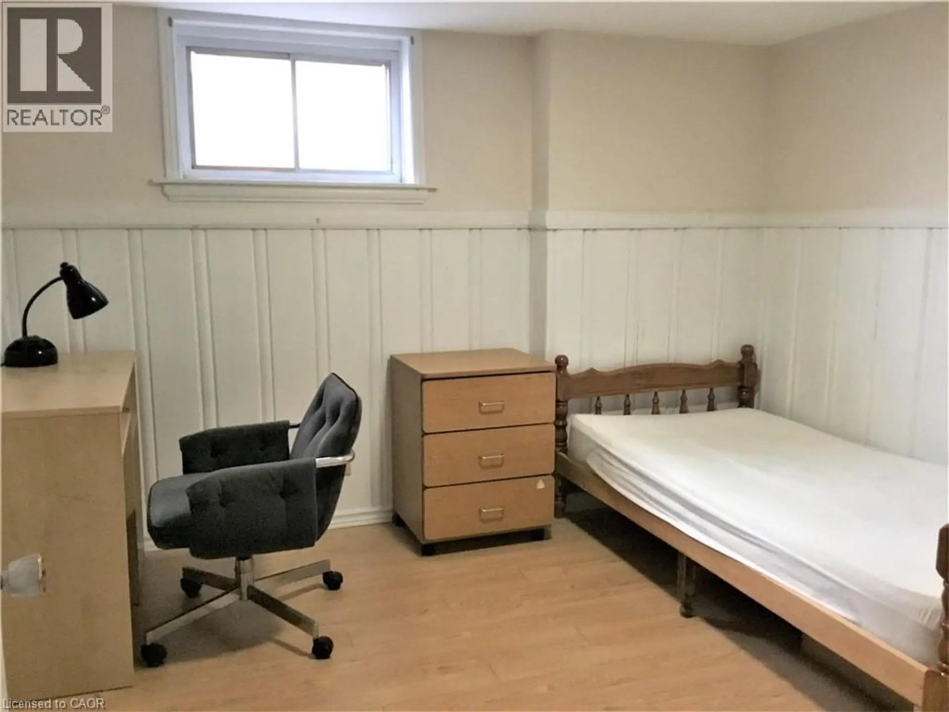156 BOND Street S - Image 3