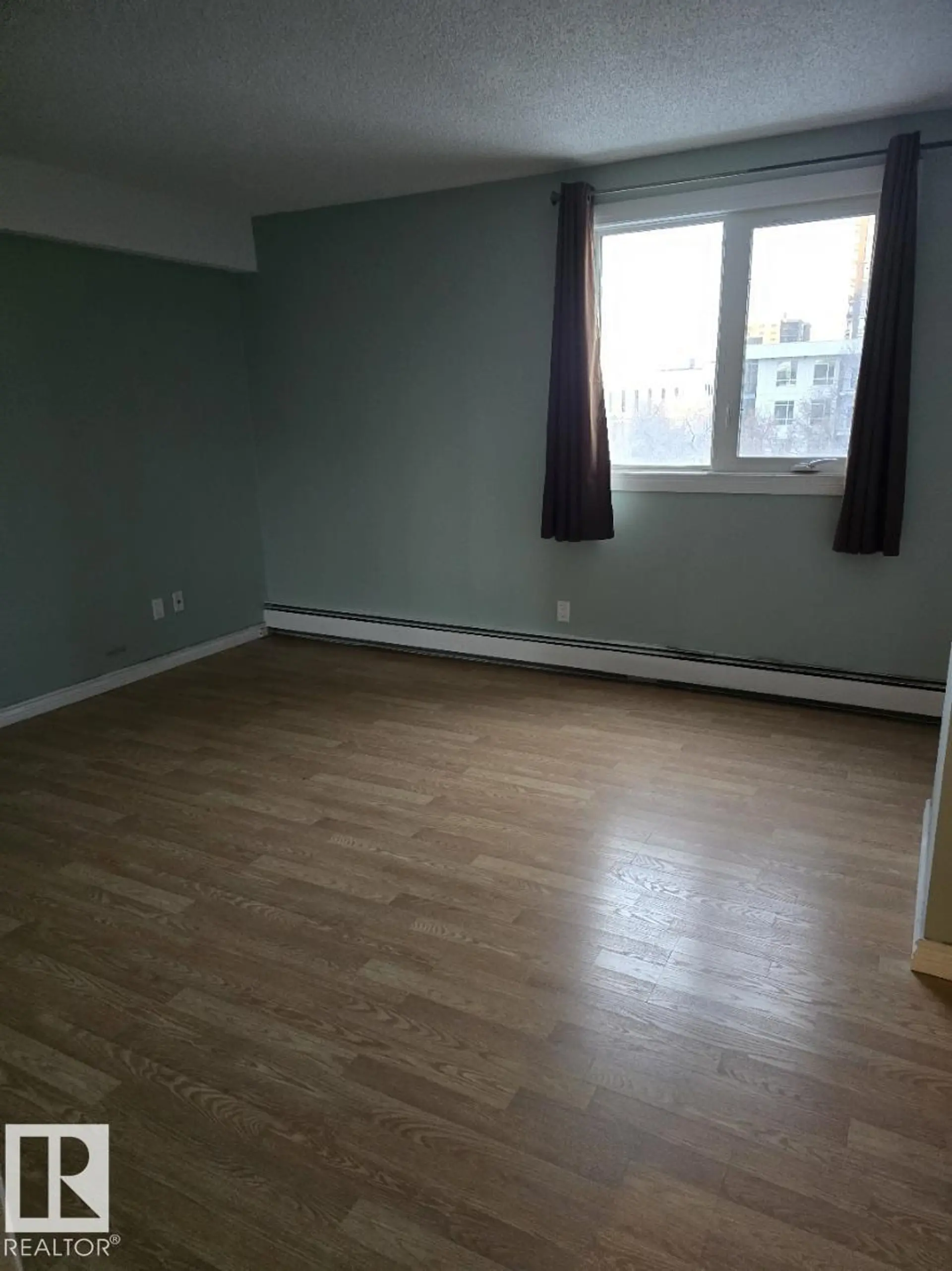 #601 9929 113 ST NW - Image 8