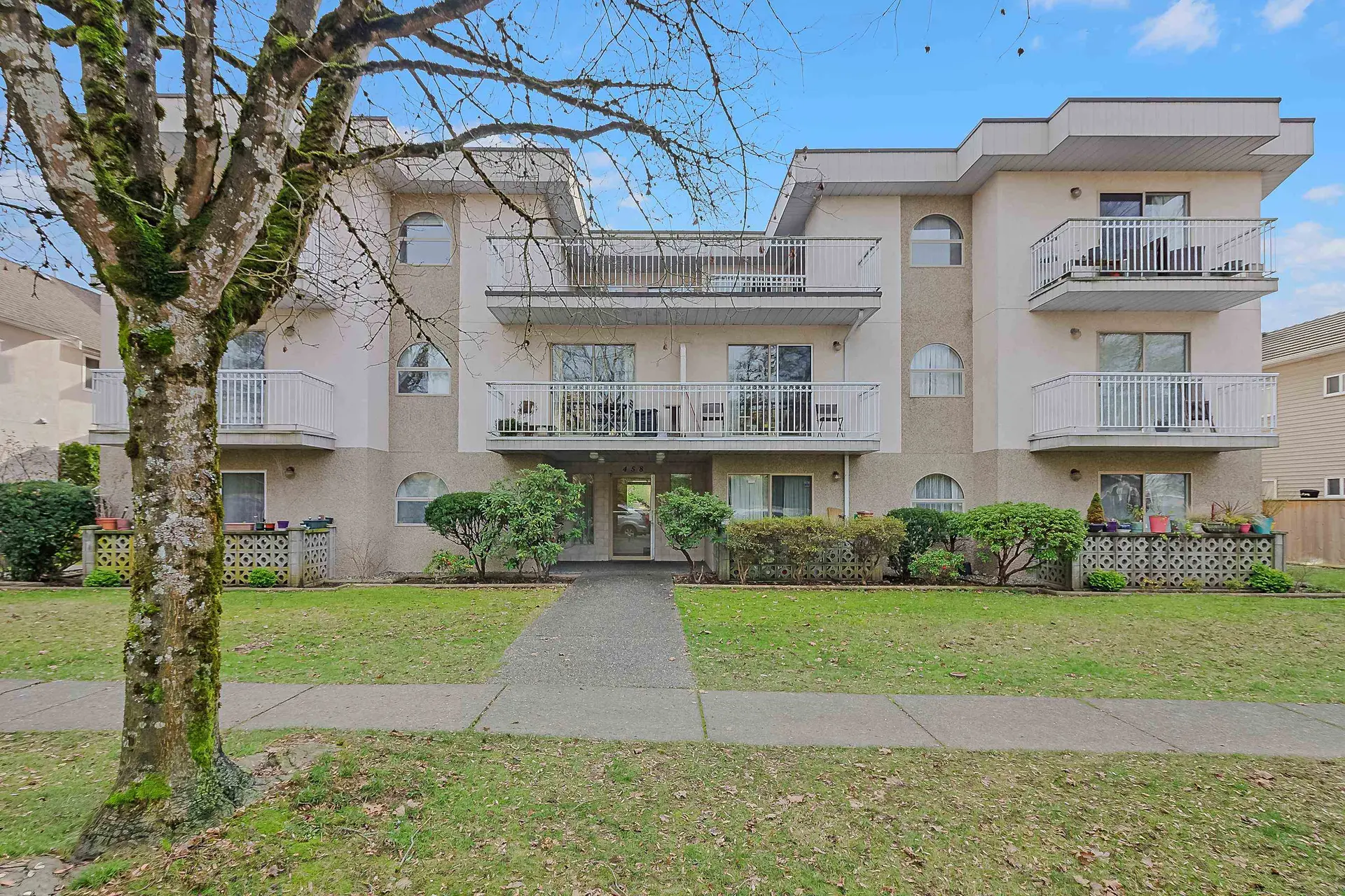 Property at #303 458 E 44th Avenue, Vancouver, BC