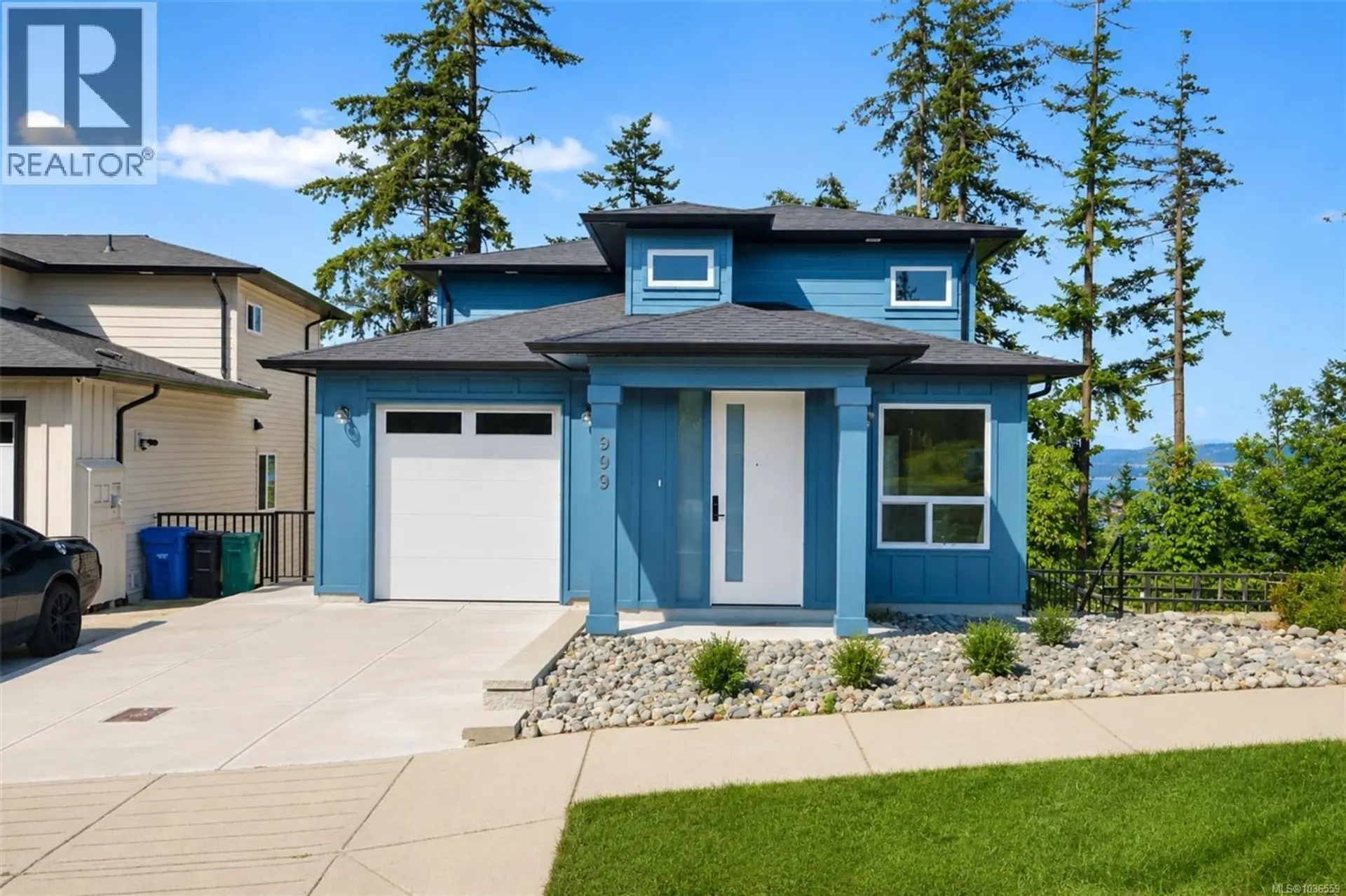 Property at 909 Harbour View St, Nanaimo, BC