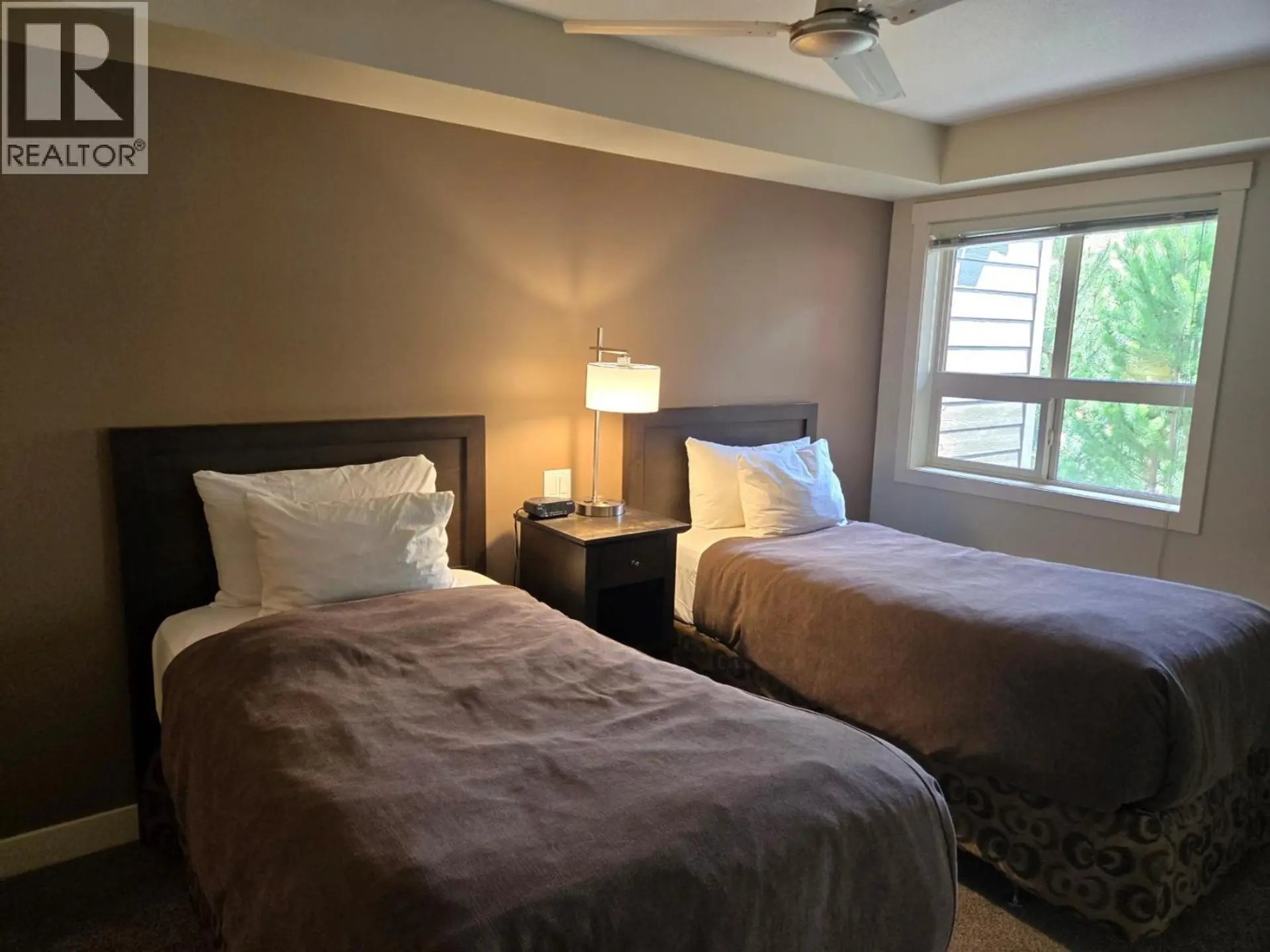 #223 B 2049 SUMMIT Drive - Image 14