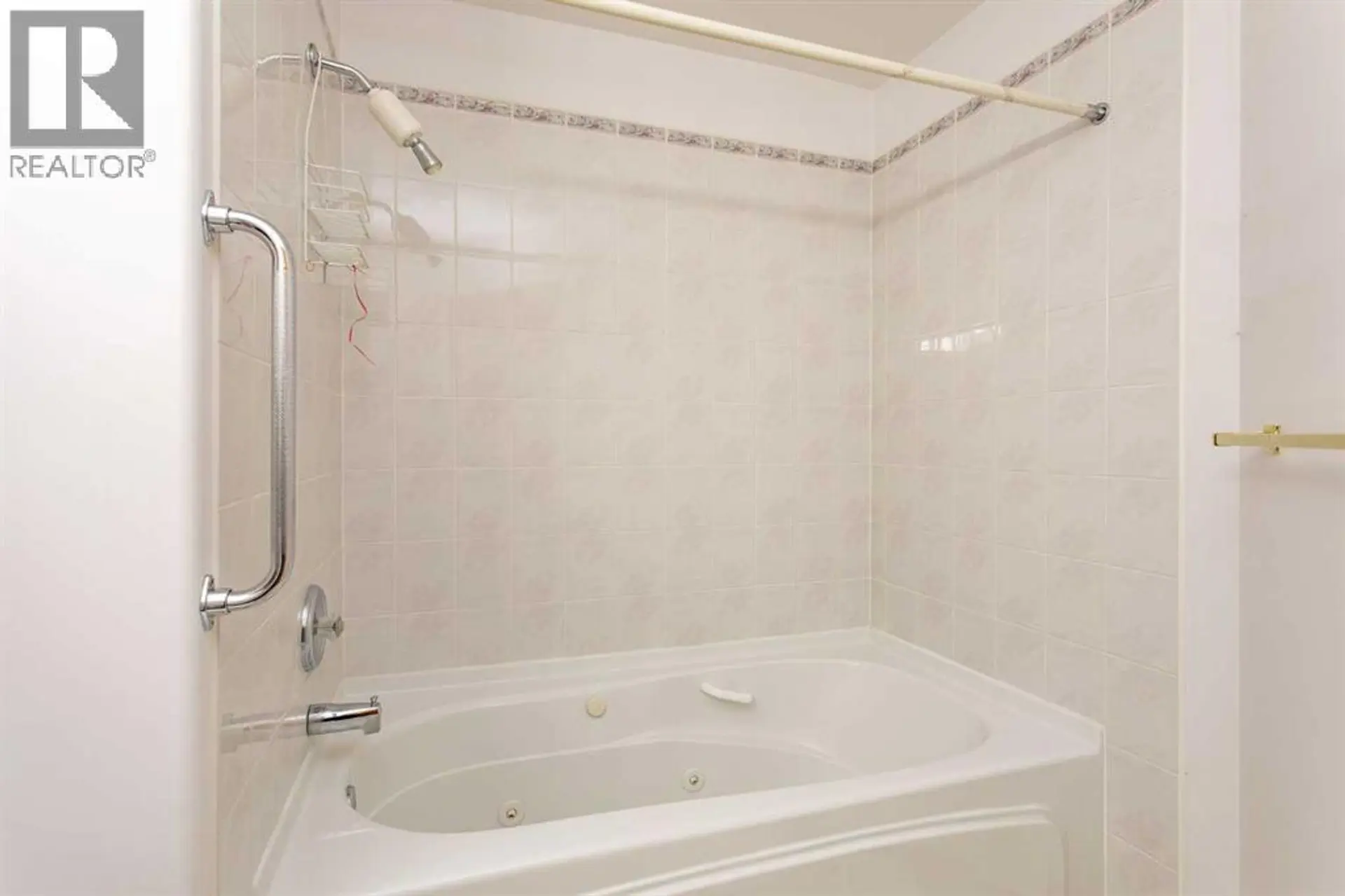 #10 5125 62 Street - Image 14