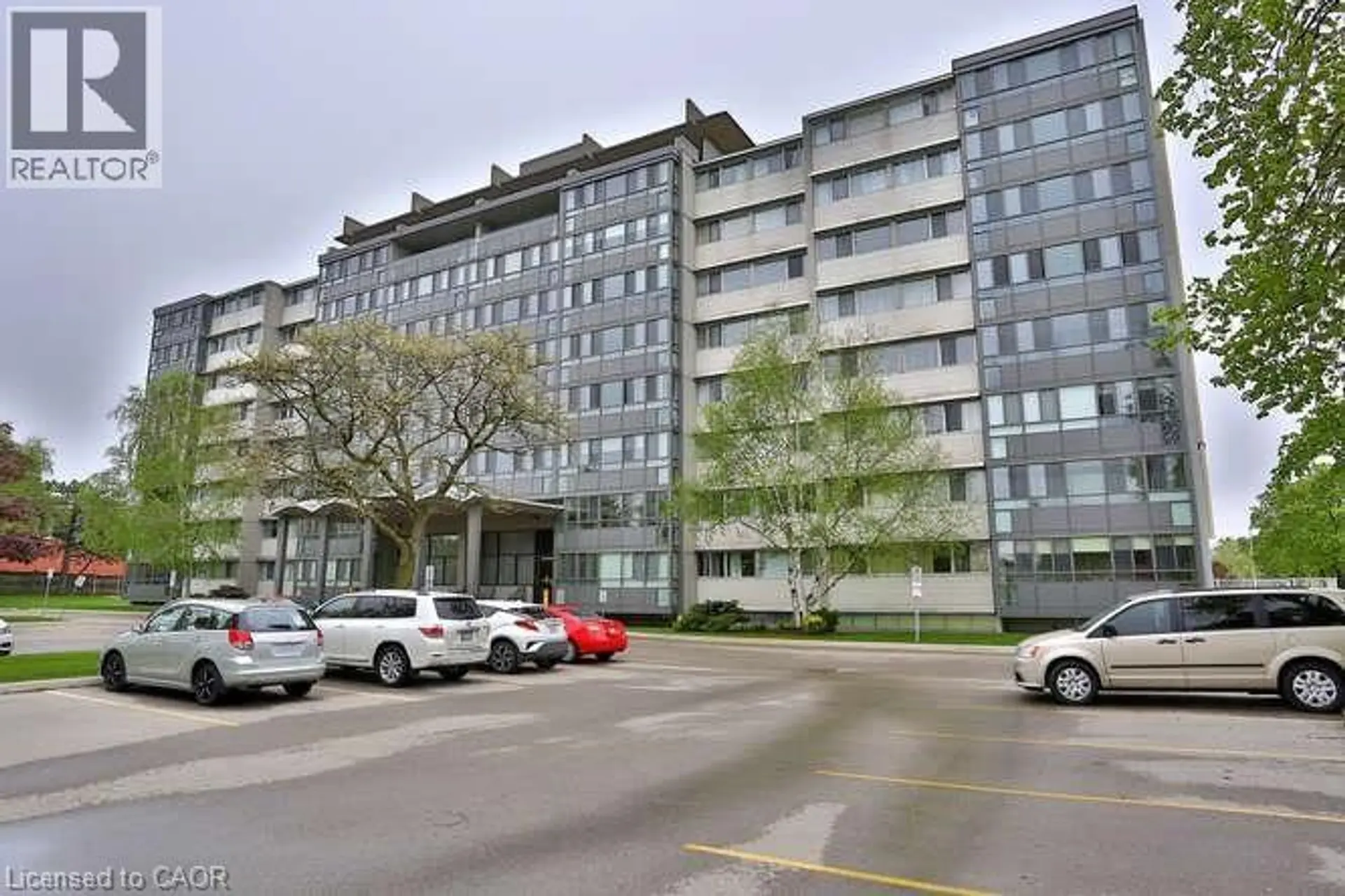 #306 24 MIDLAND Drive - Image 1