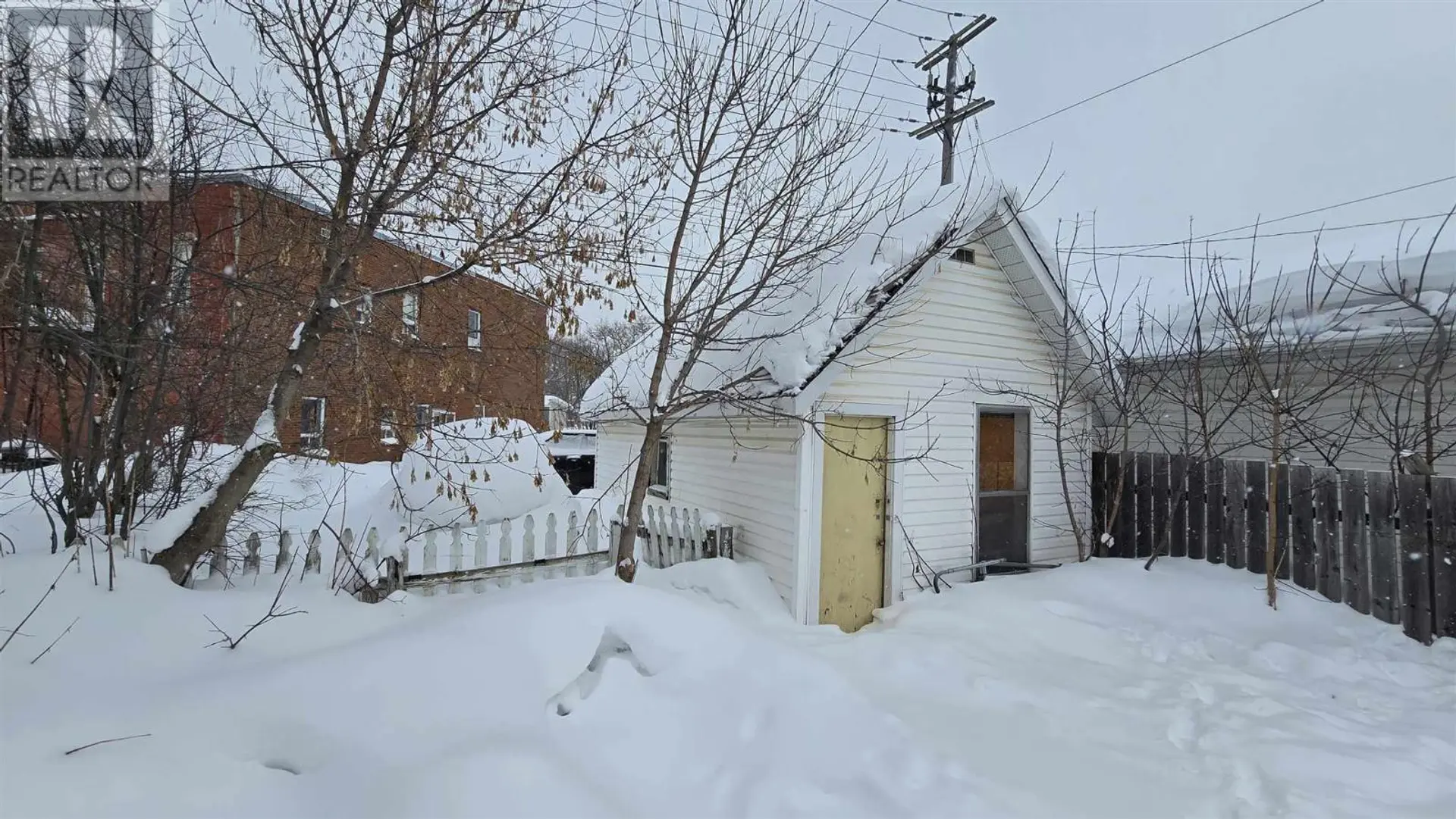 36 Cathcart ST - Image 11