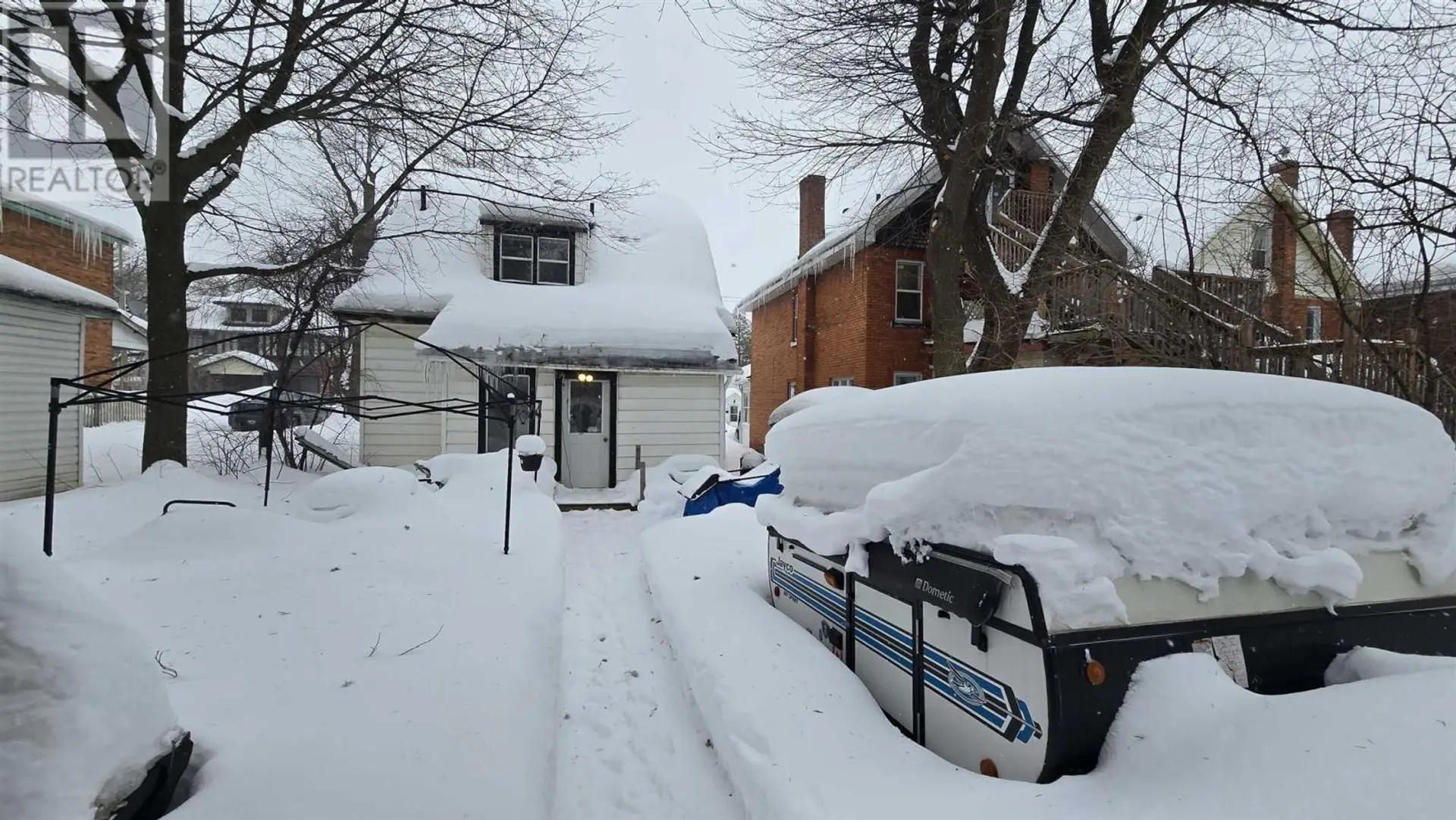 157 Church ST - Image 8