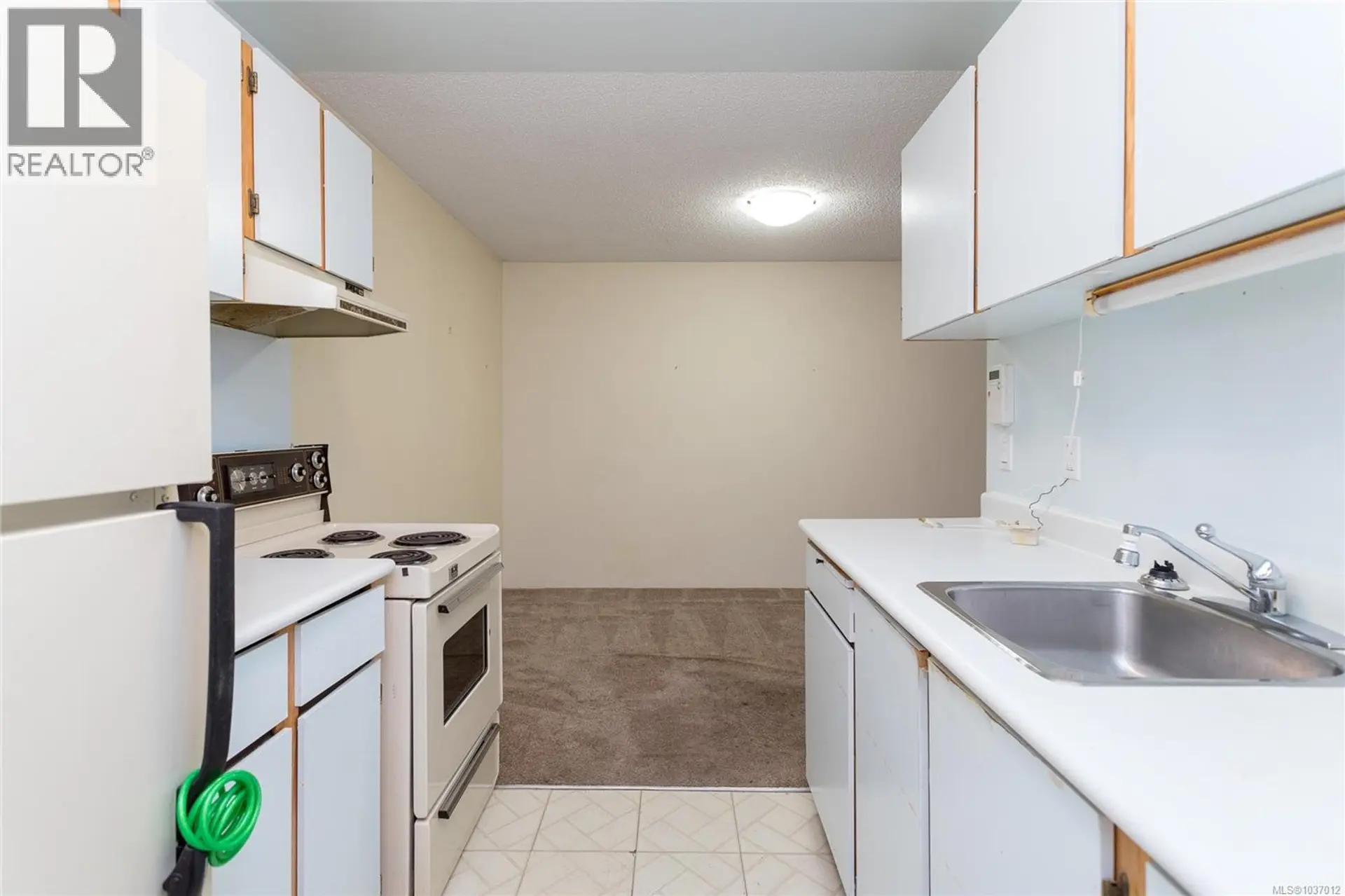 #409 3255 Glasgow Ave - Image 15