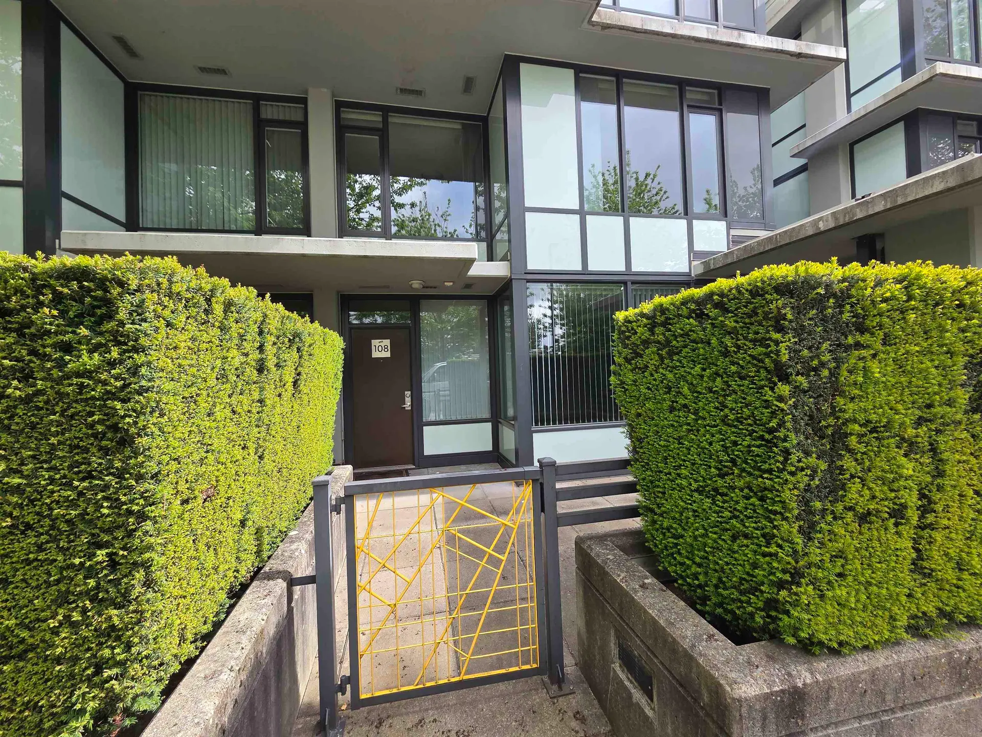 #108 9009 Cornerstone Mews - Image 18
