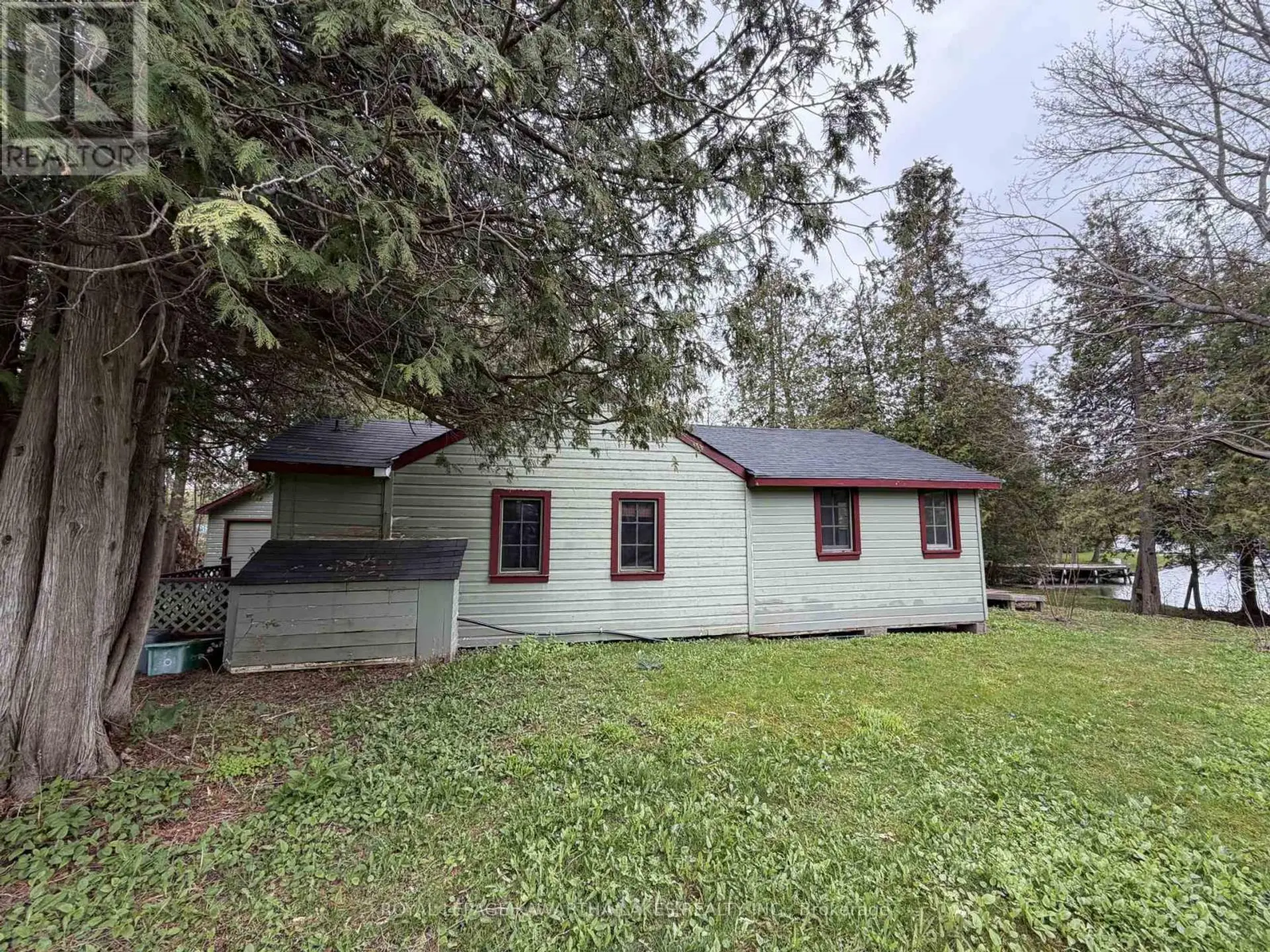 8 STURGEON GLEN ROAD - Image 14
