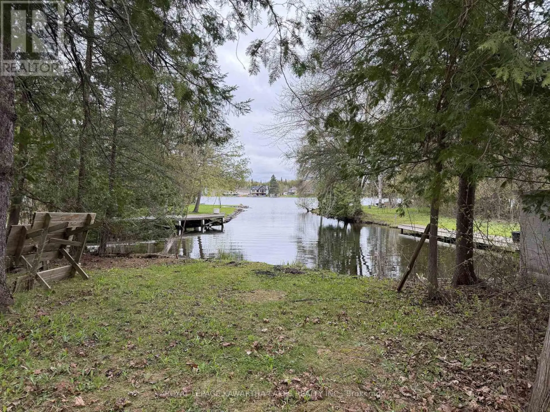 8 STURGEON GLEN ROAD - Image 12