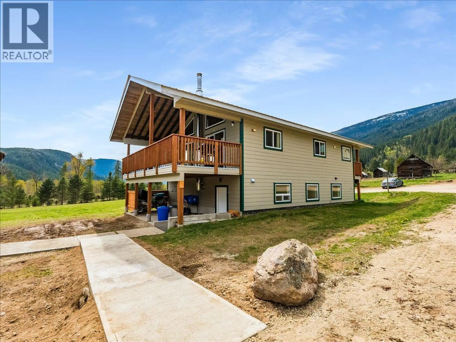 Property at 6810 & 6814 Brooks Road, Appledale, BC