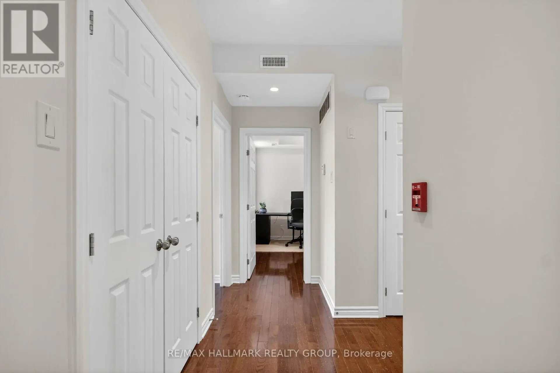 #UNIT F 849 BLACKCOMB PRIVATE - Image 9