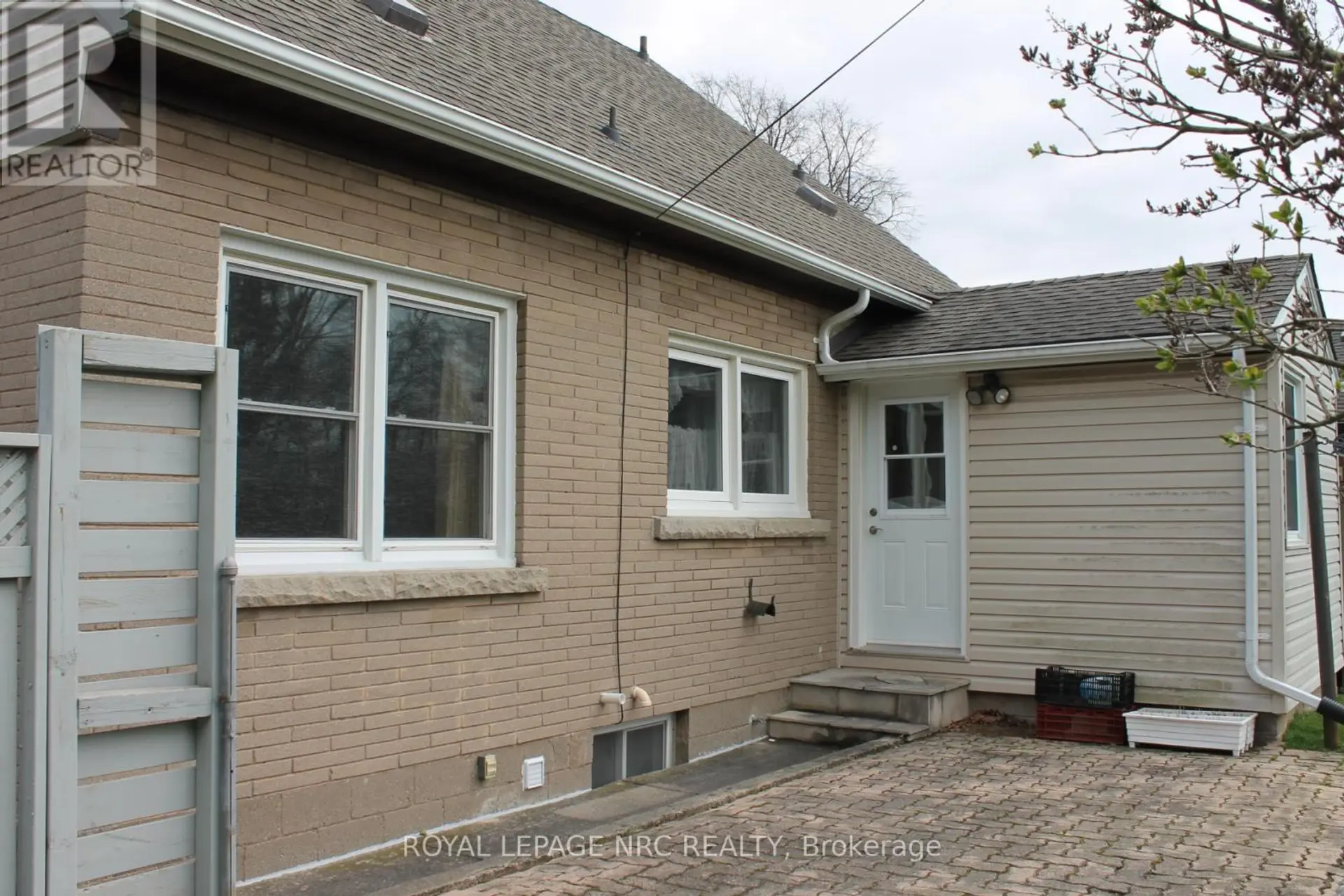 6987 DELL AVENUE - Image 17