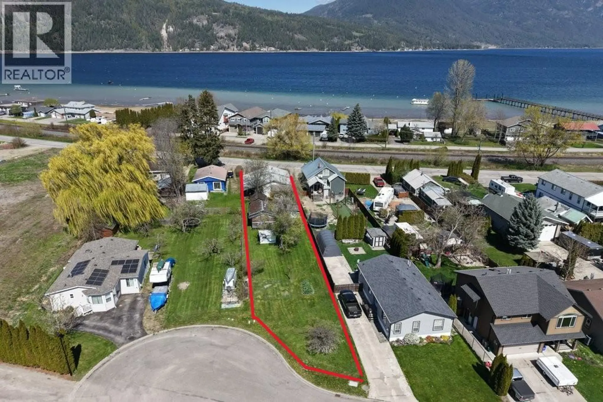 Property at 4760 Canoe Beach Drive Drive NE, Salmon Arm, BC