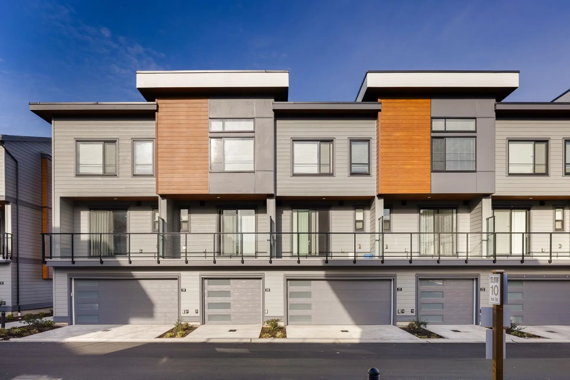 #53 30530 Cardinal Avenue - Image 6