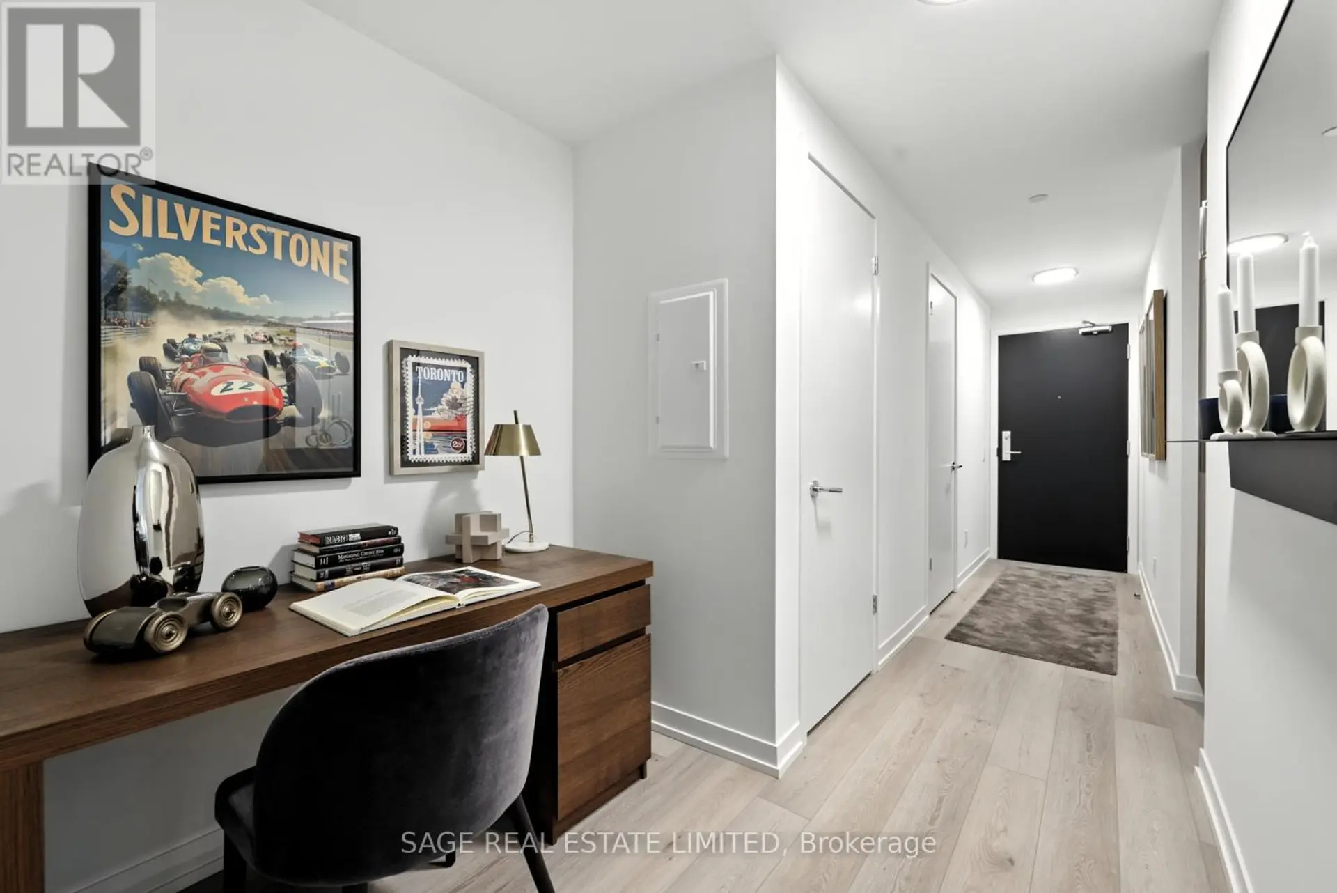 #206 863 ST CLAIR AVENUE W - Image 8