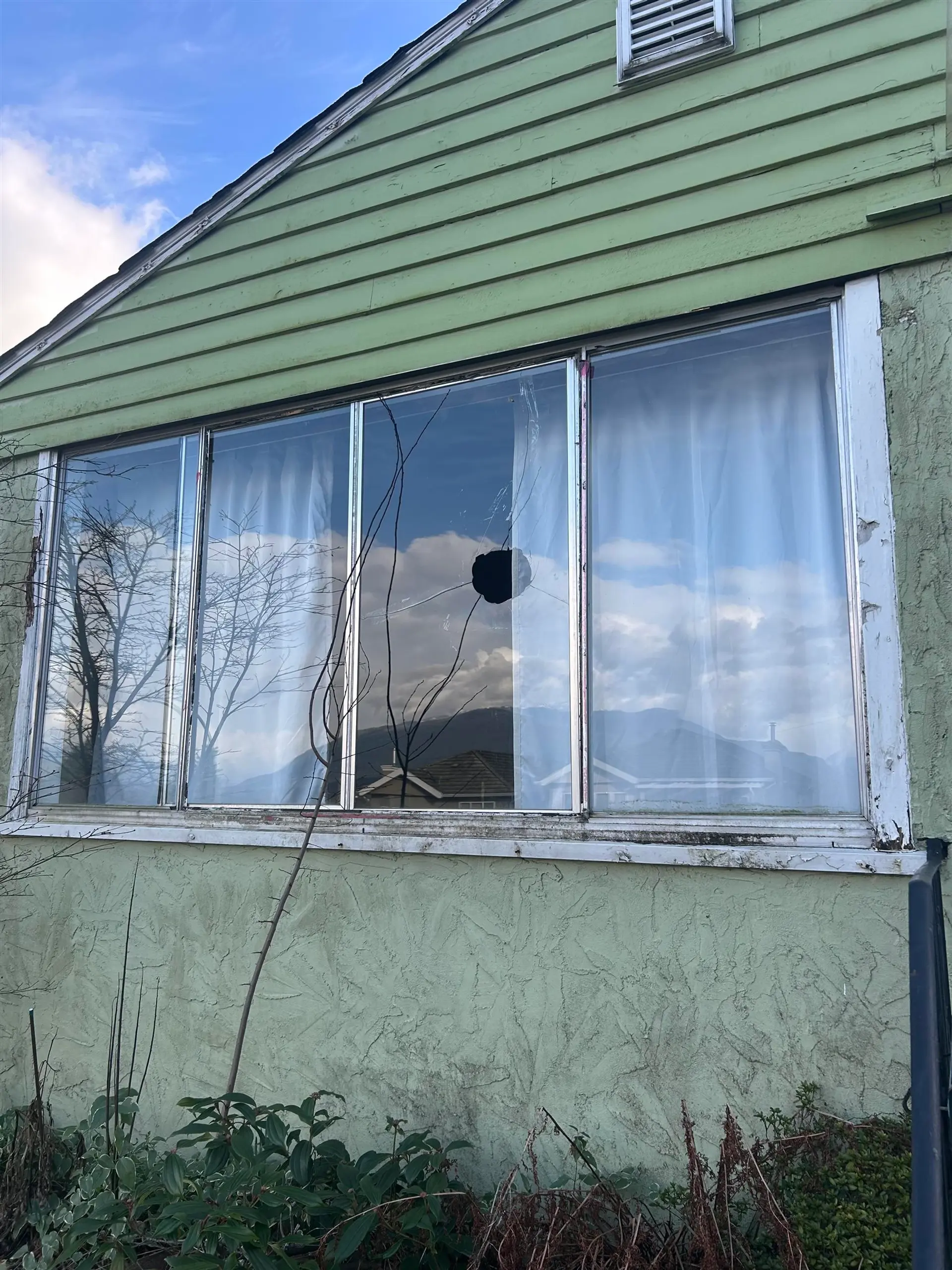 4386 Oxford Street - Image 2