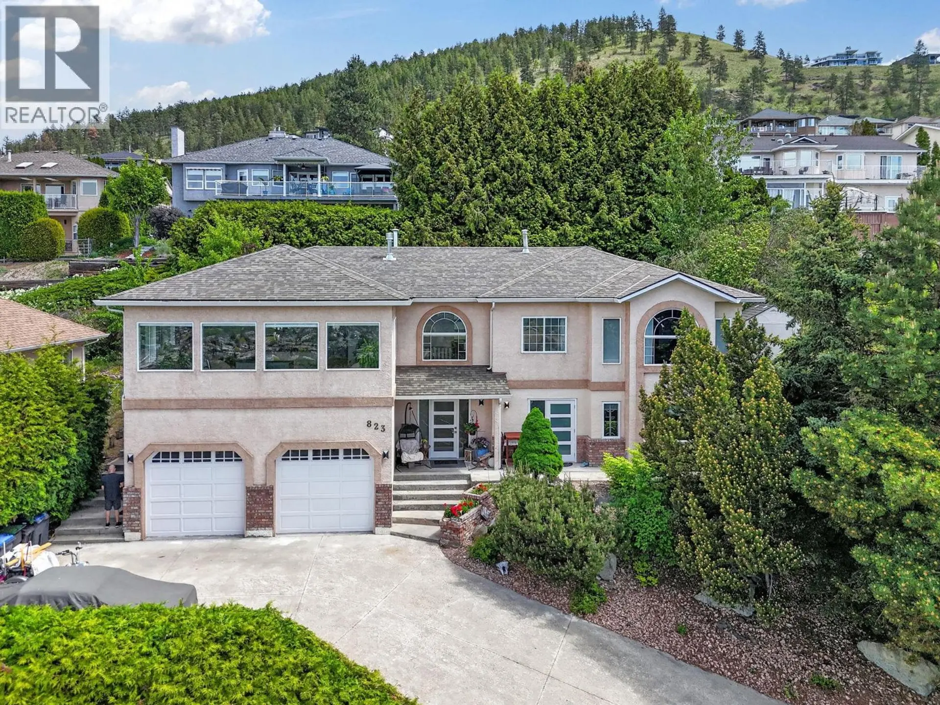 Property at 823 Ackerman Court, Kelowna, BC