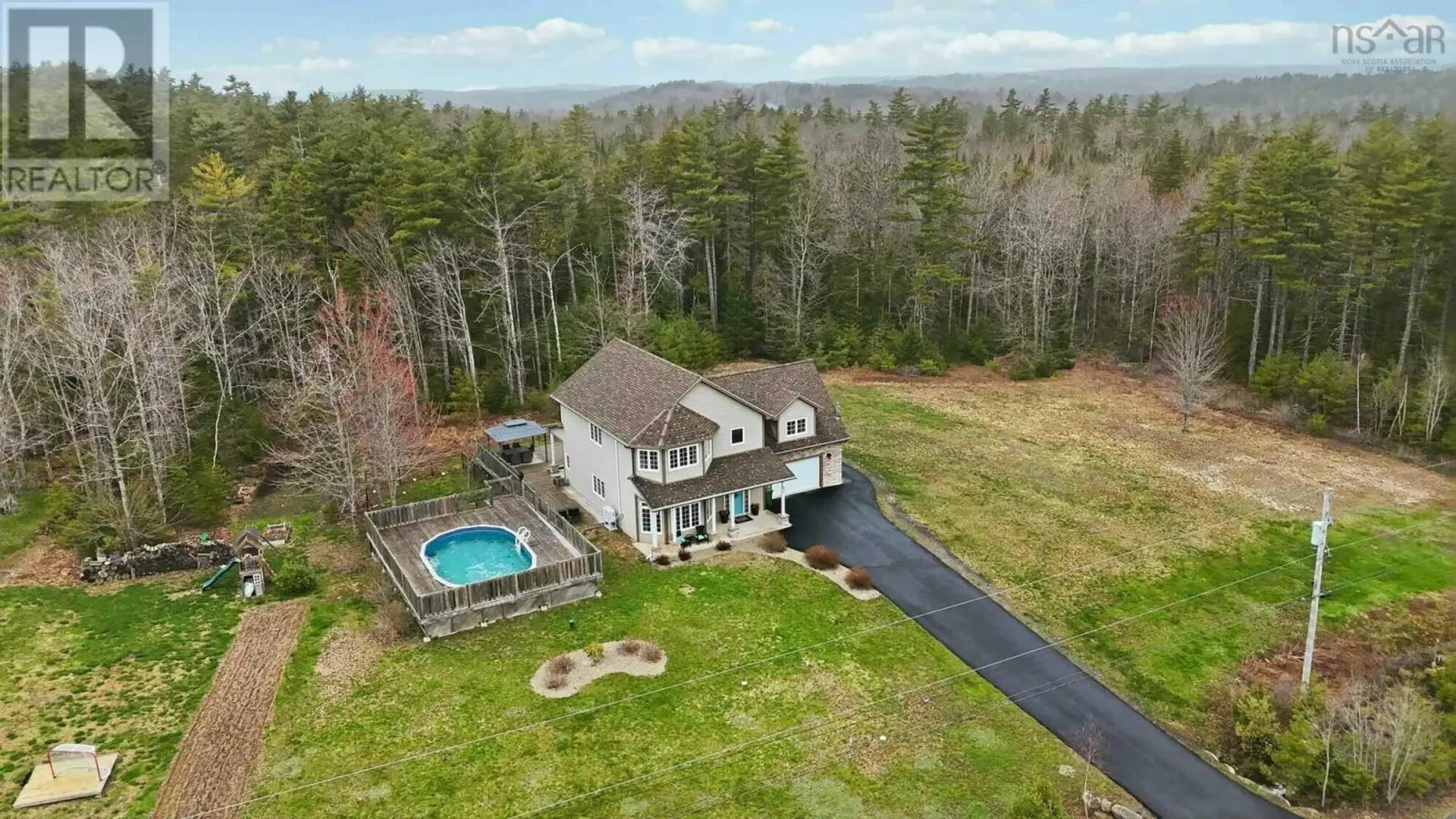 63 Danica Drive - Image 17