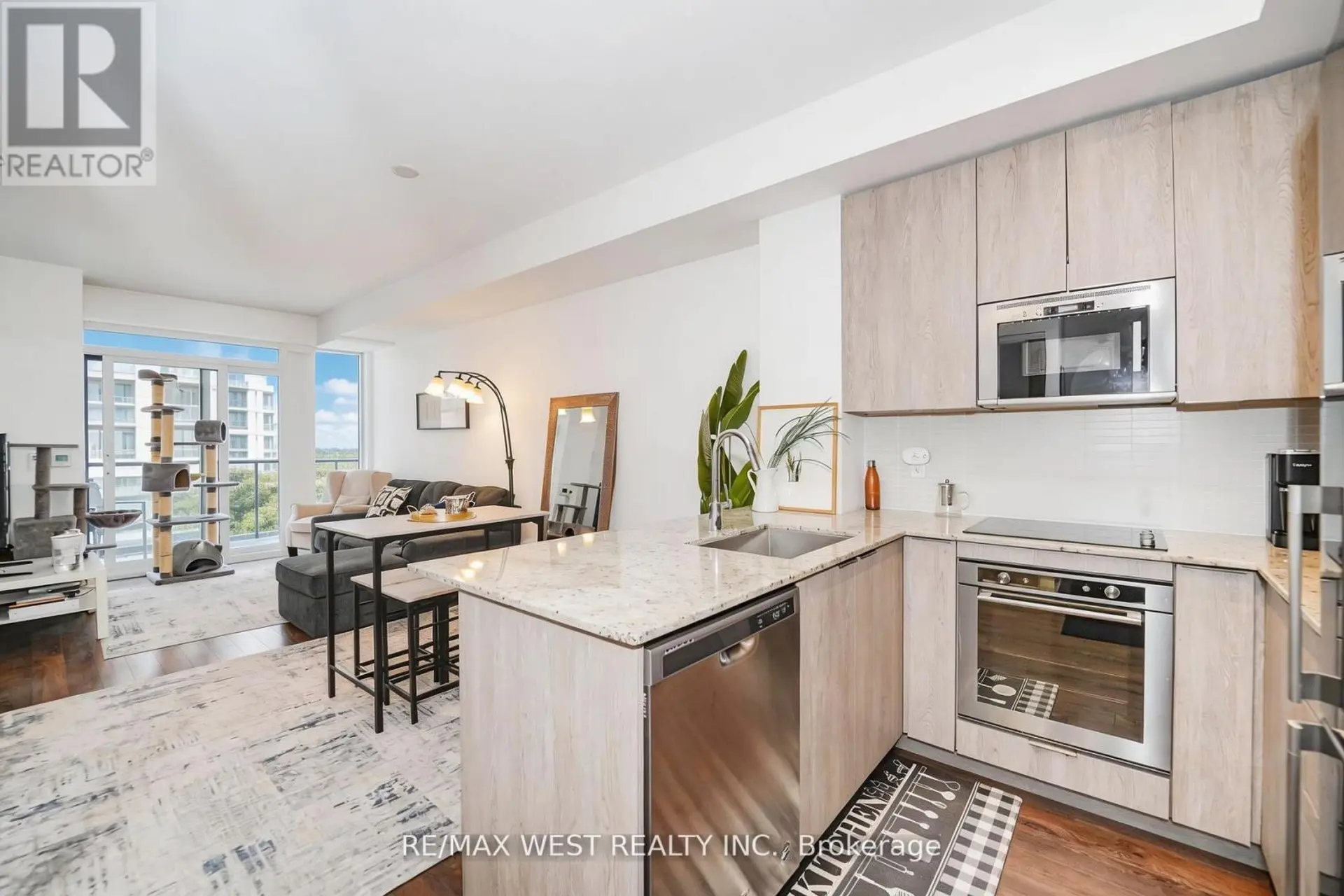#229 99 EAGLE ROCK WAY - Image 2