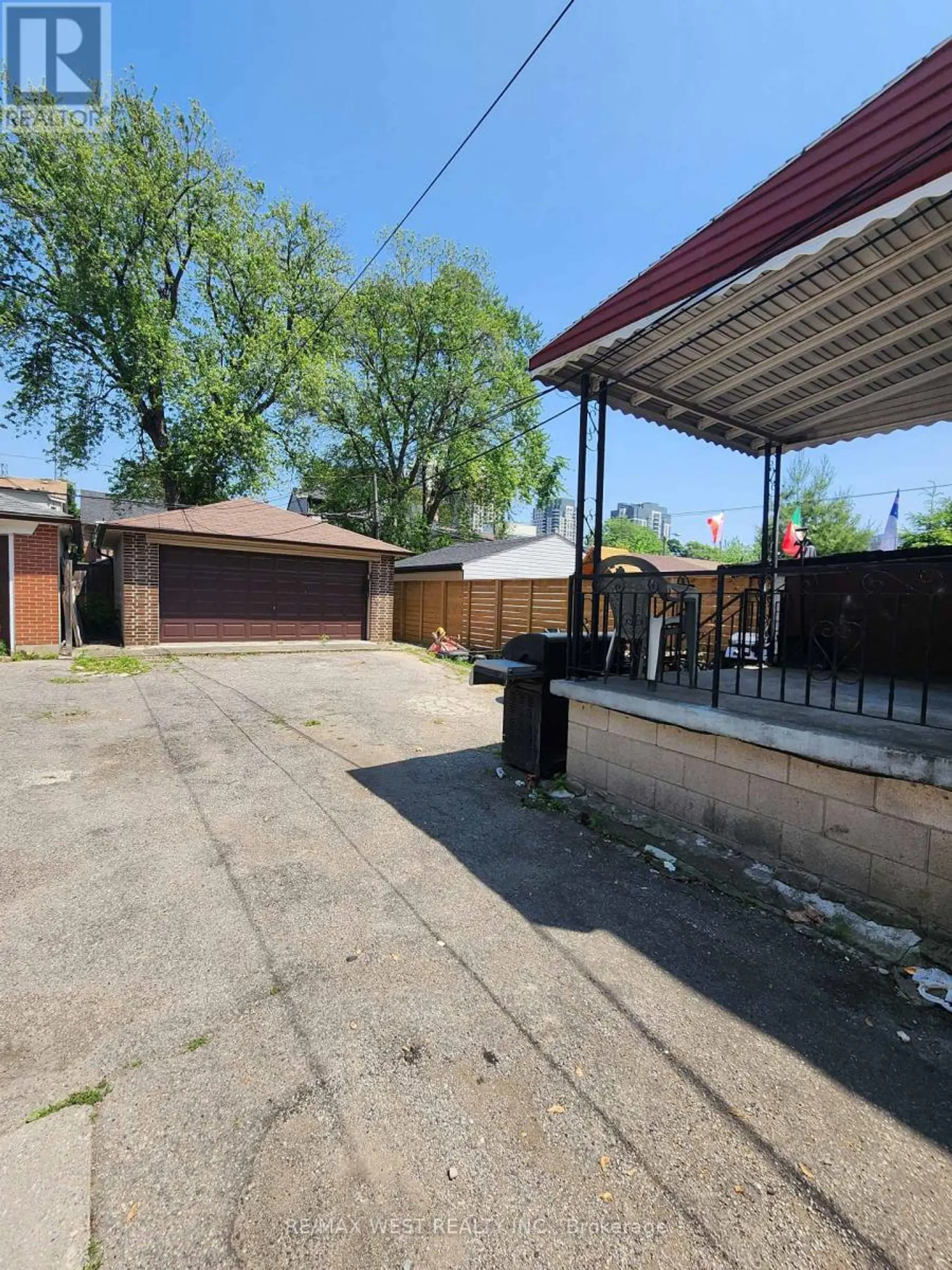 415 SYMINGTON AVENUE - Image 1